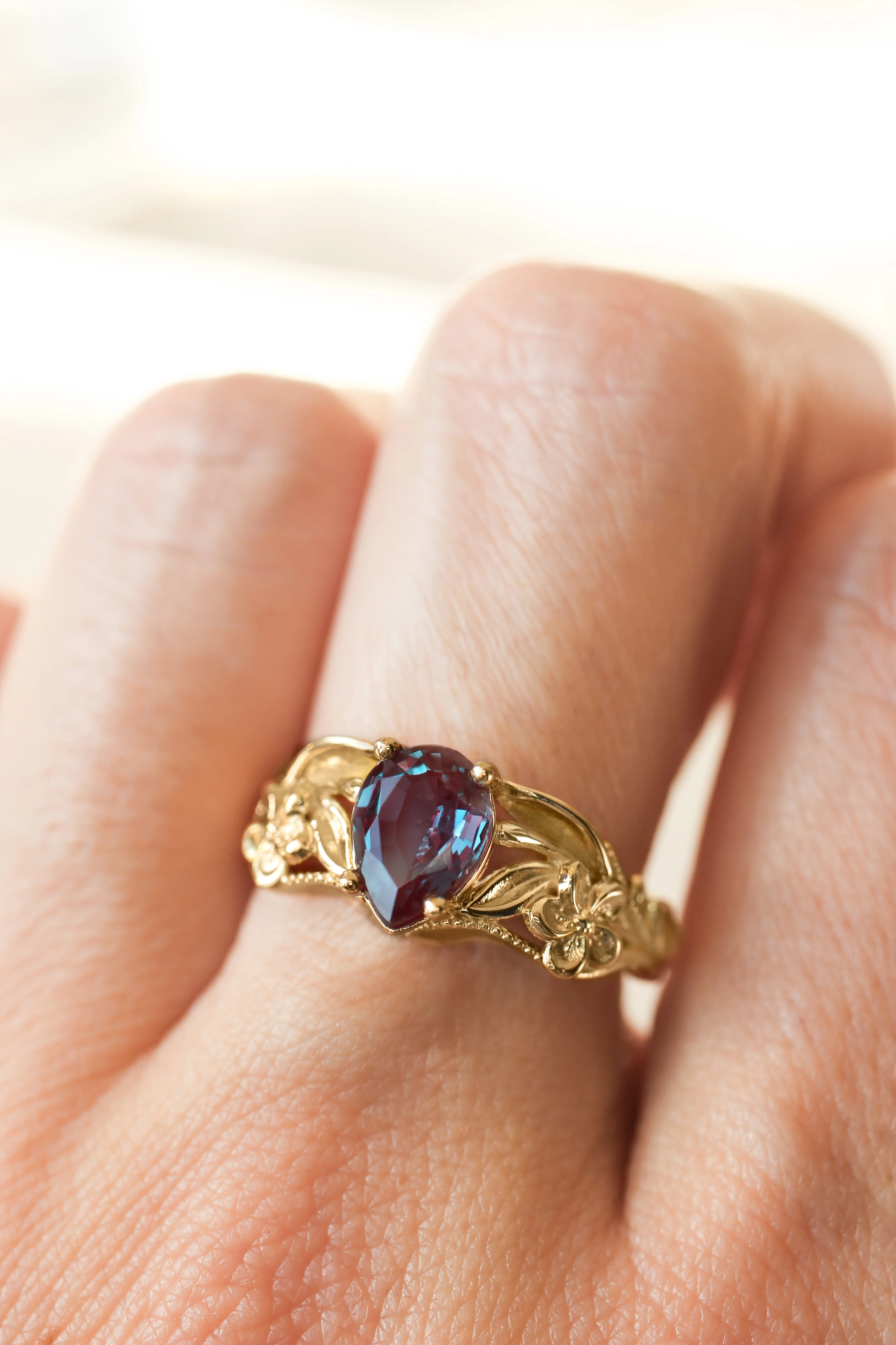 Alexandrite engagement ring, art nouveau ring / Eloise - Image 7