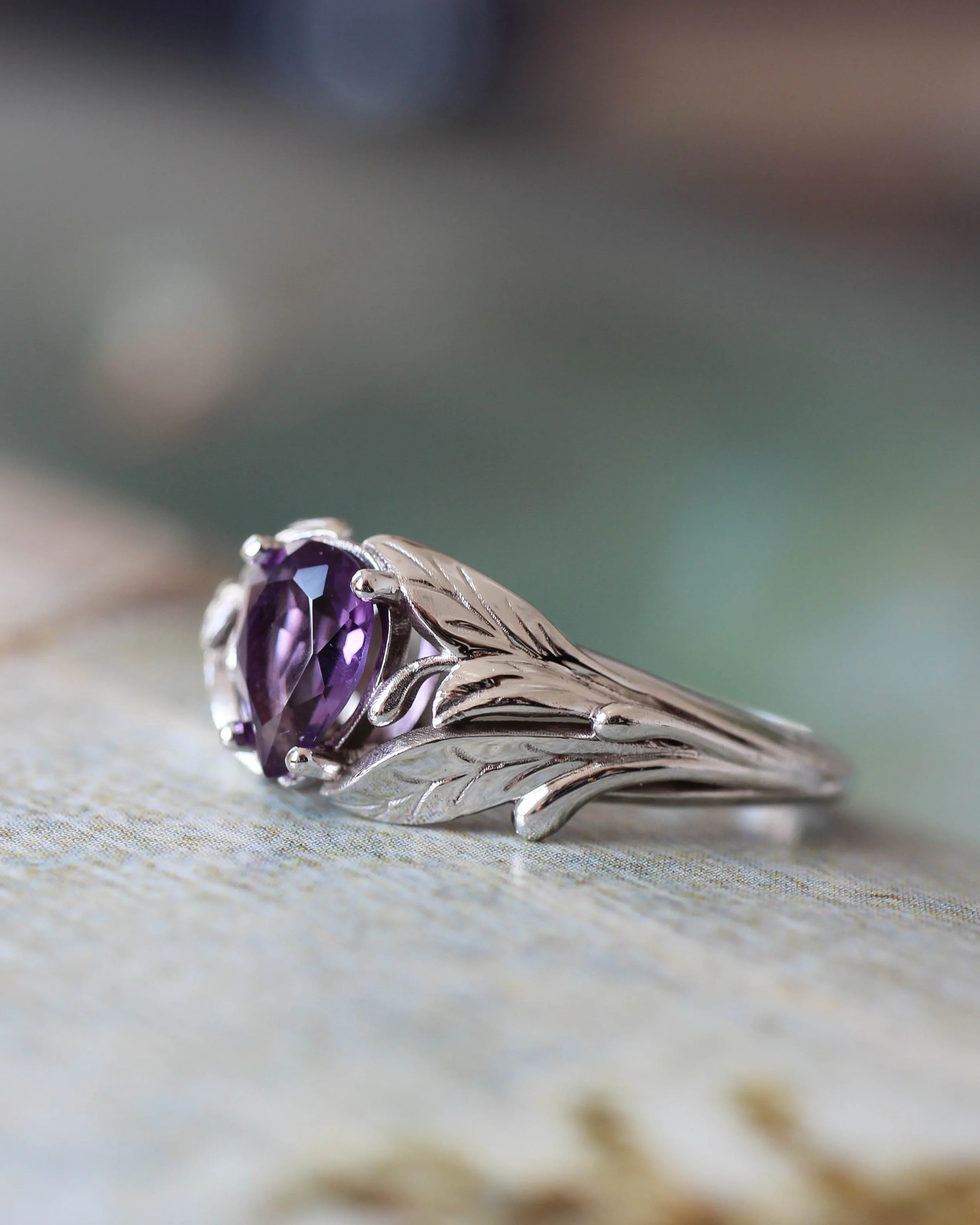 Amethyst engagement ring, leaf ring / Wisteria - Image 4