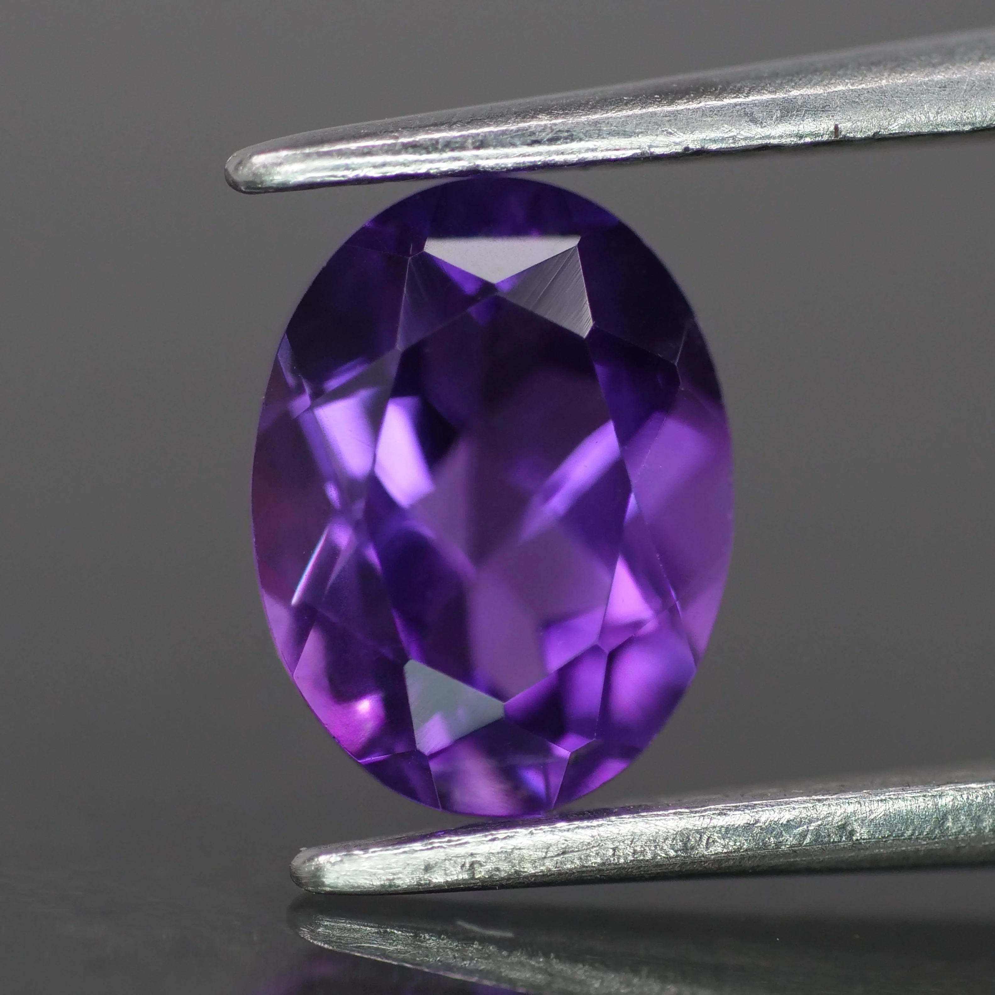 Amethyst | natural, oval-cut, deep purple, 8x6mm, 1.3ct, Africa