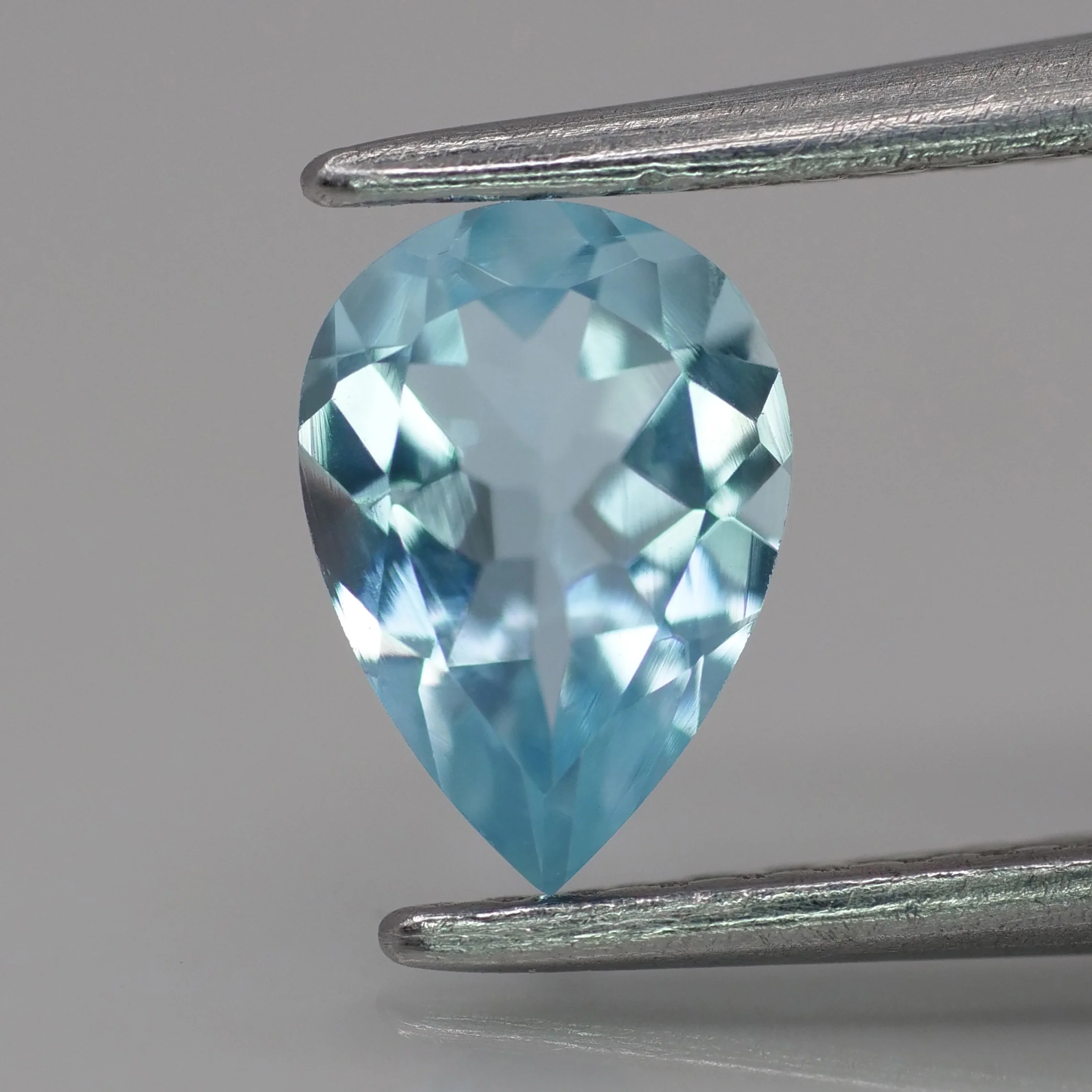 Aquamarine | natural, pear-cut, blue color, 8x6mm, 0.8ct, Brazil