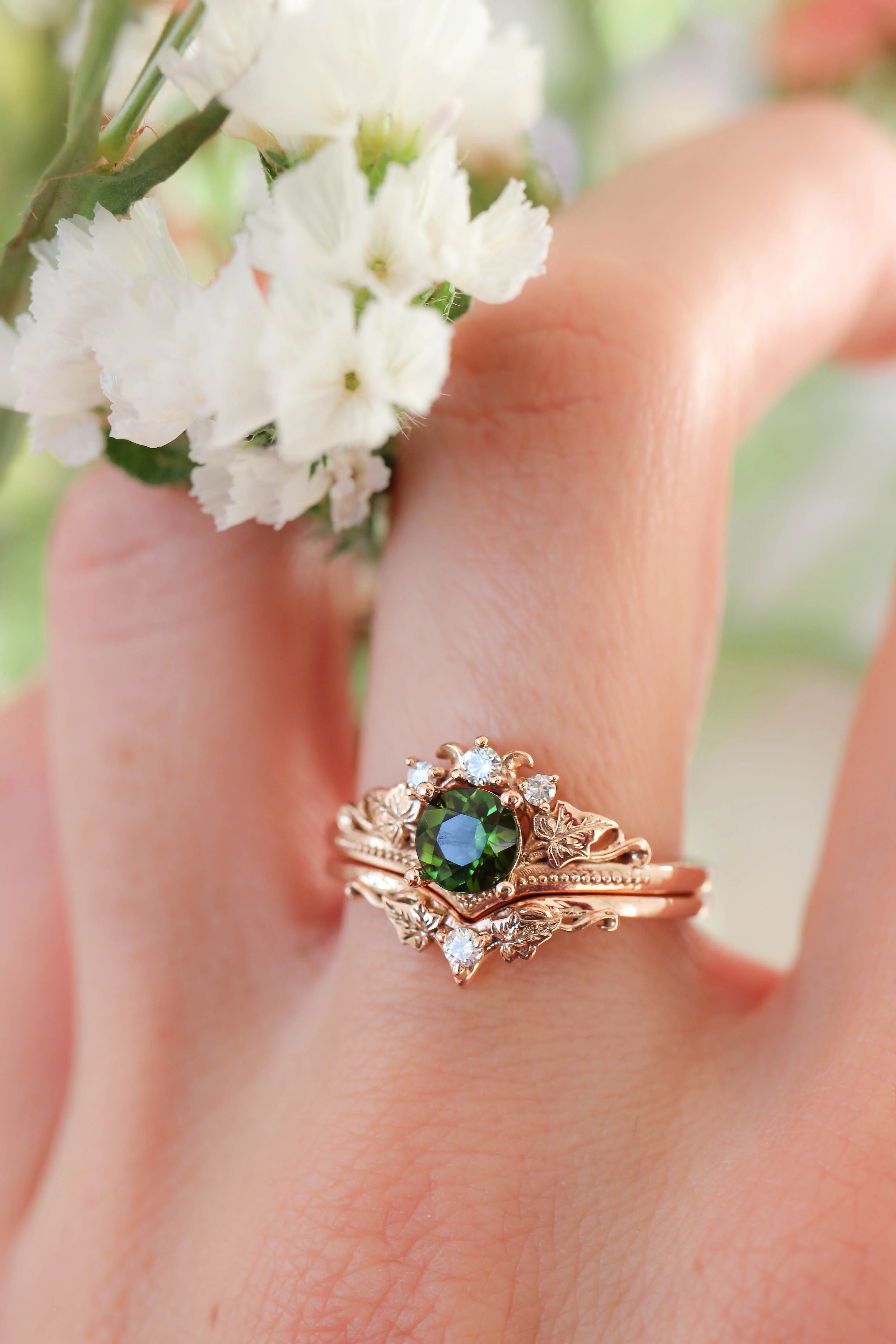 Ariadne | bridal ring set, 5 mm round cut gemstone - Image 11