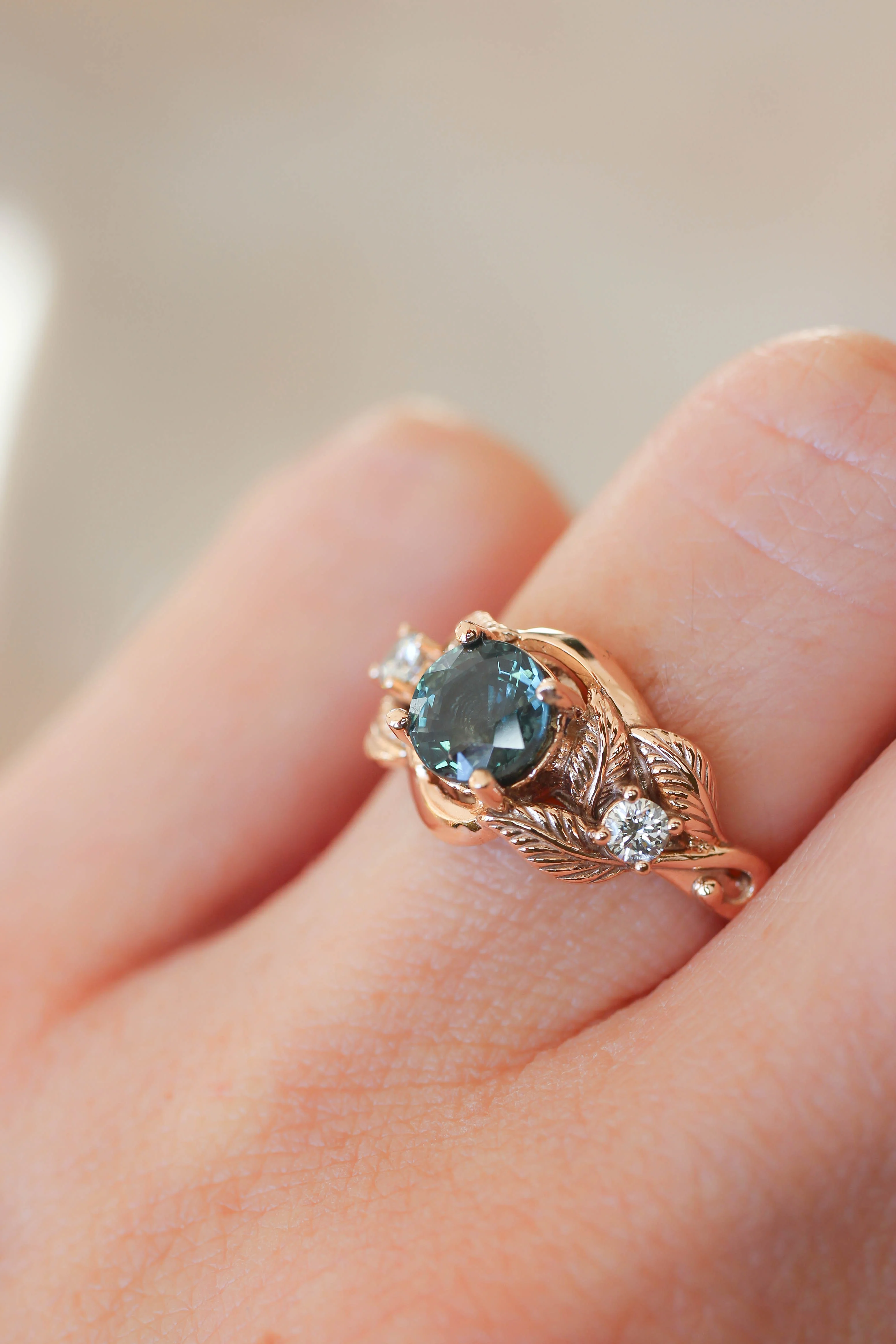 Azalea | custom ring setting, three gemstones ring, 6 mm central, 2.5 mm sides - Image 4