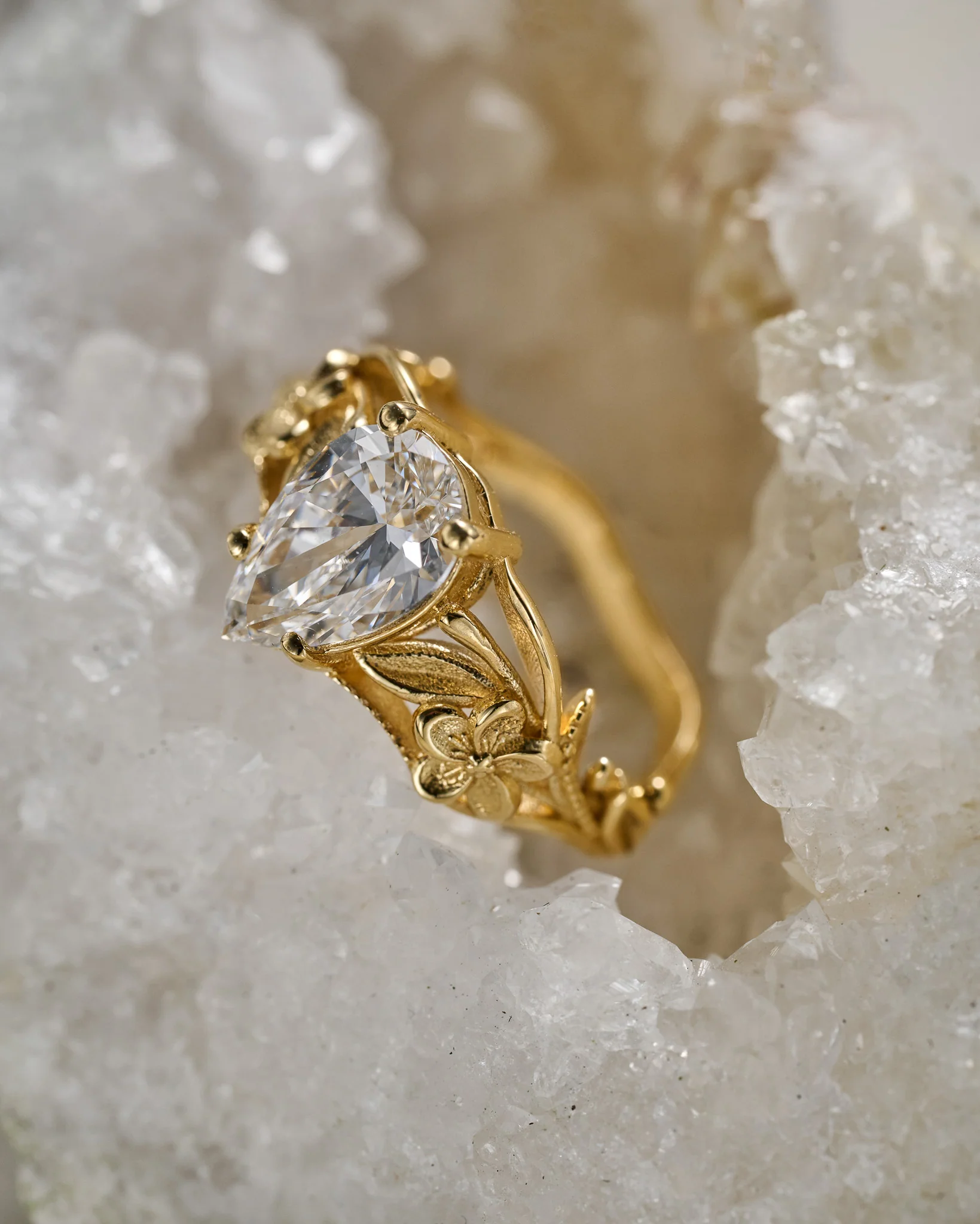 Big lab grown diamond engagement ring, gold flower promise ring / Eloise - Image 2