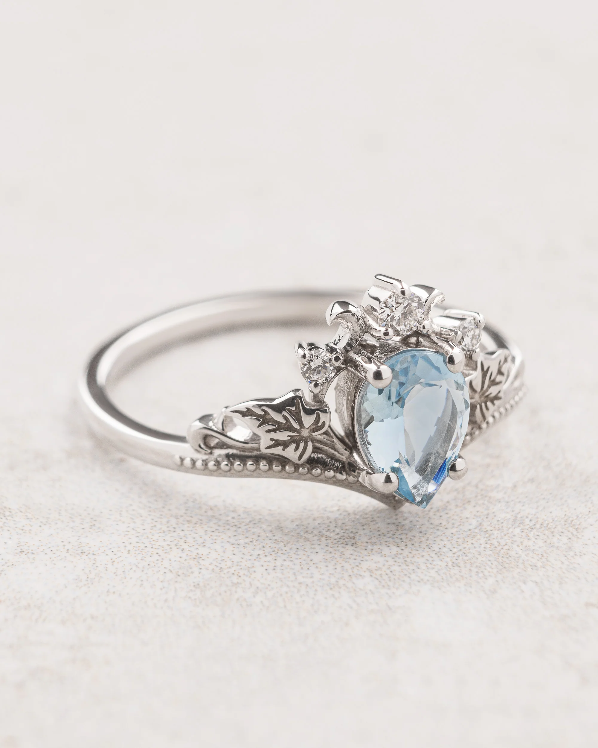Blue clear aquamarine engagement ring with ivy leaves / Ariadne - Image 3