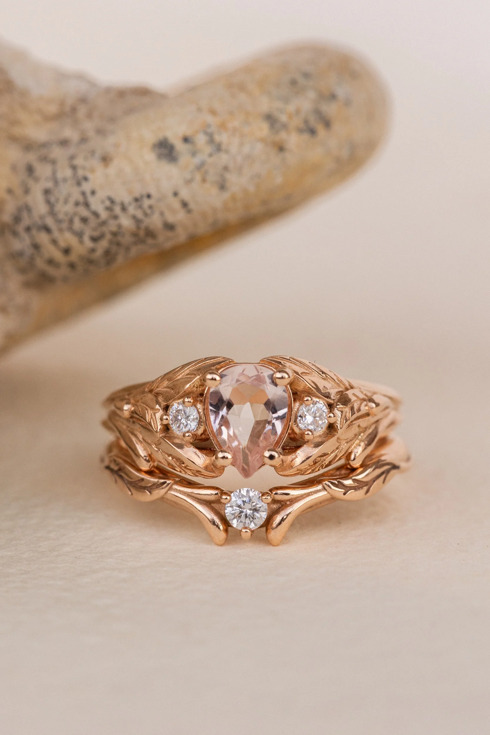 Natural rose morganite and side diamonds bridal ring set / Wisteria - Image 4