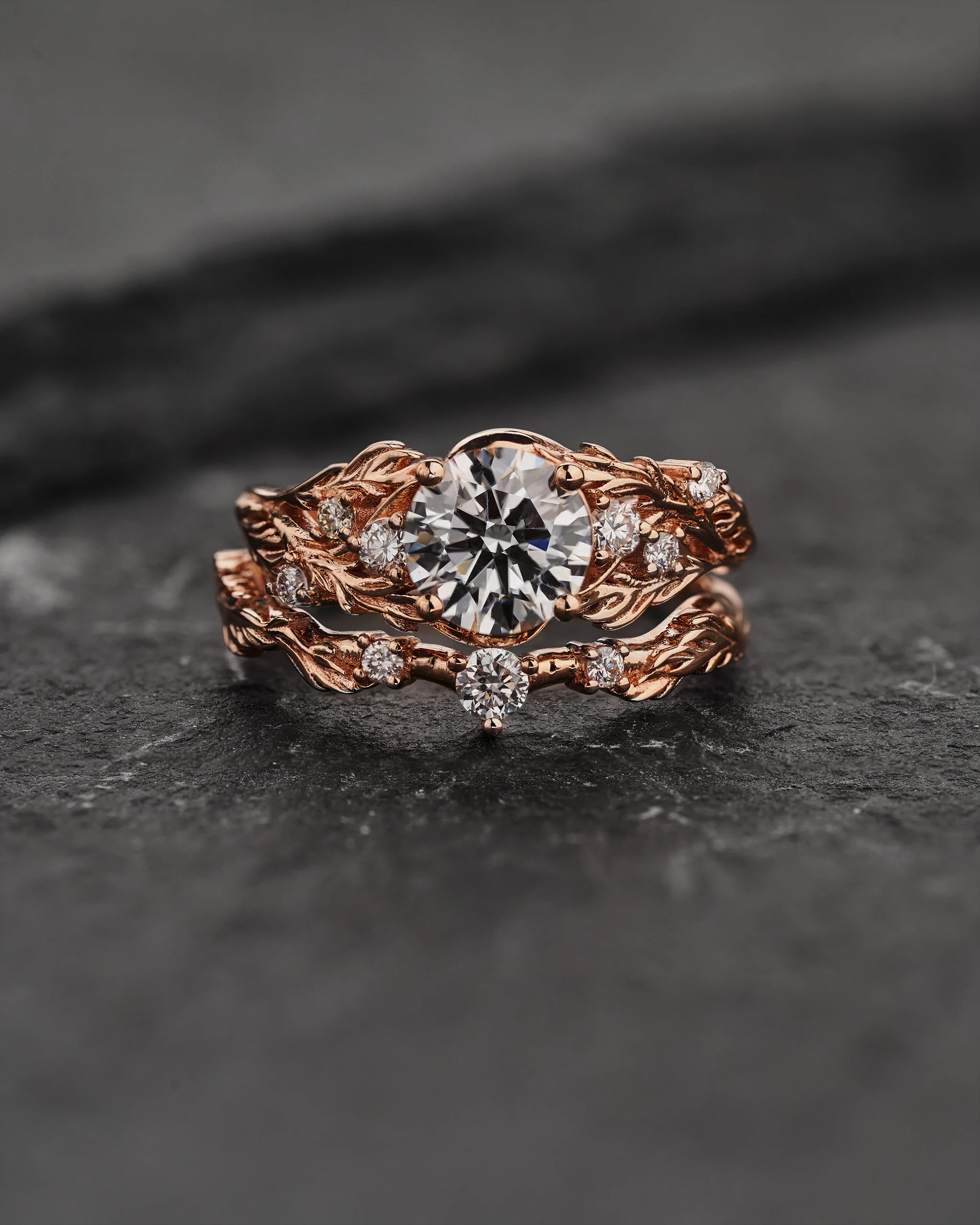 Bridal Set with Big Round Lab-grown Diamond / Japanese Maple