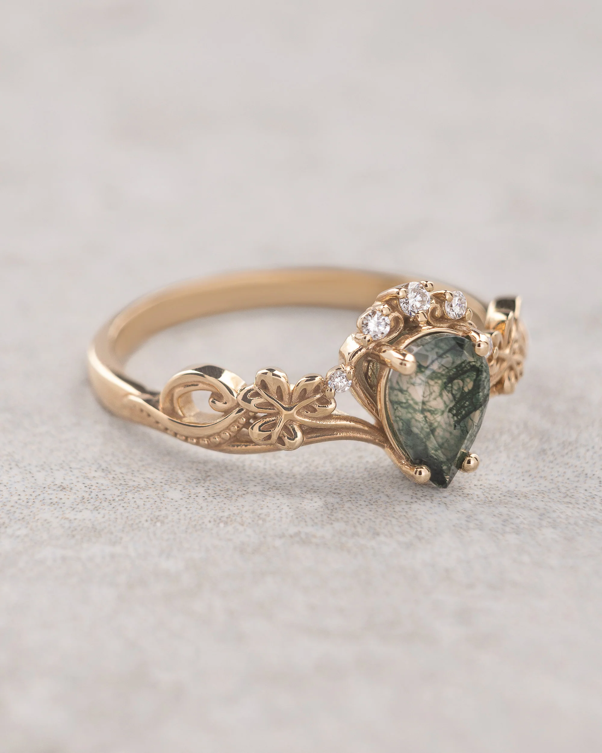 Celtic engagement ring with pear cut moss agate and diamonds / Horta - Image 3
