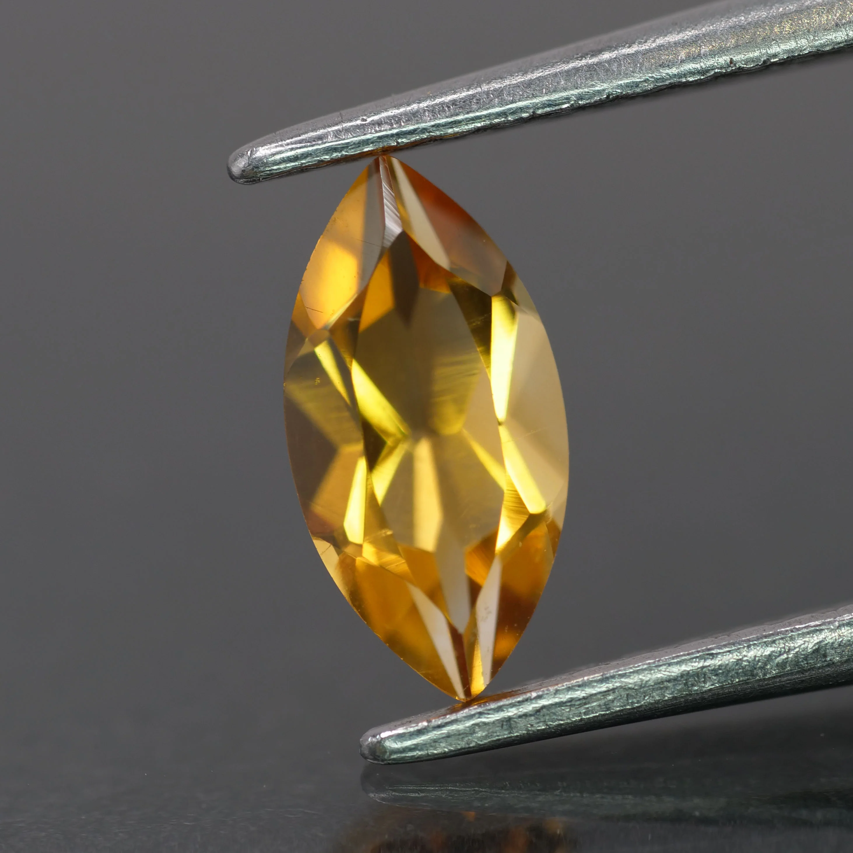 Citrine | natural, orange color, marquise-cut, 8x4mm, 0.5ct