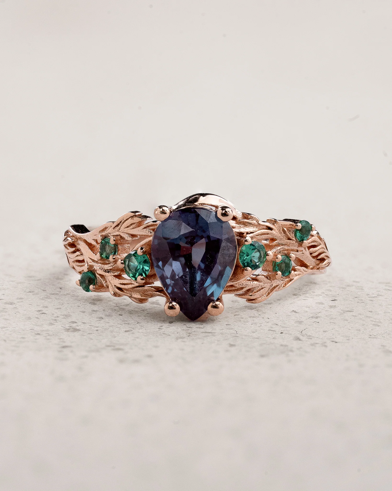 Сolor-Сhanging Alexandrite Engagement Ring with Accent Emeralds / Japanese Maple