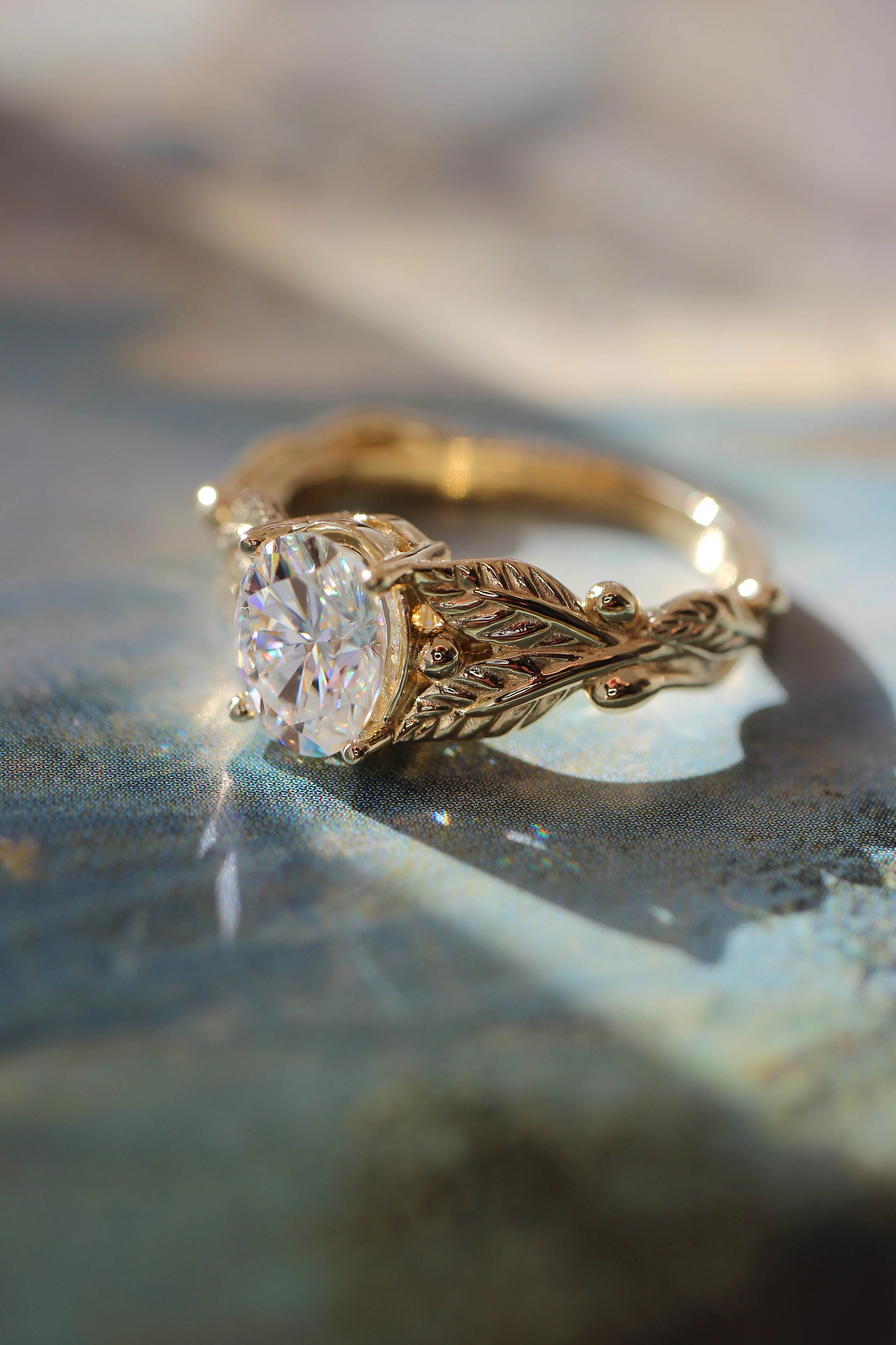 Cornus slim version | custom engagement ring setting for oval gemstone - Image 3