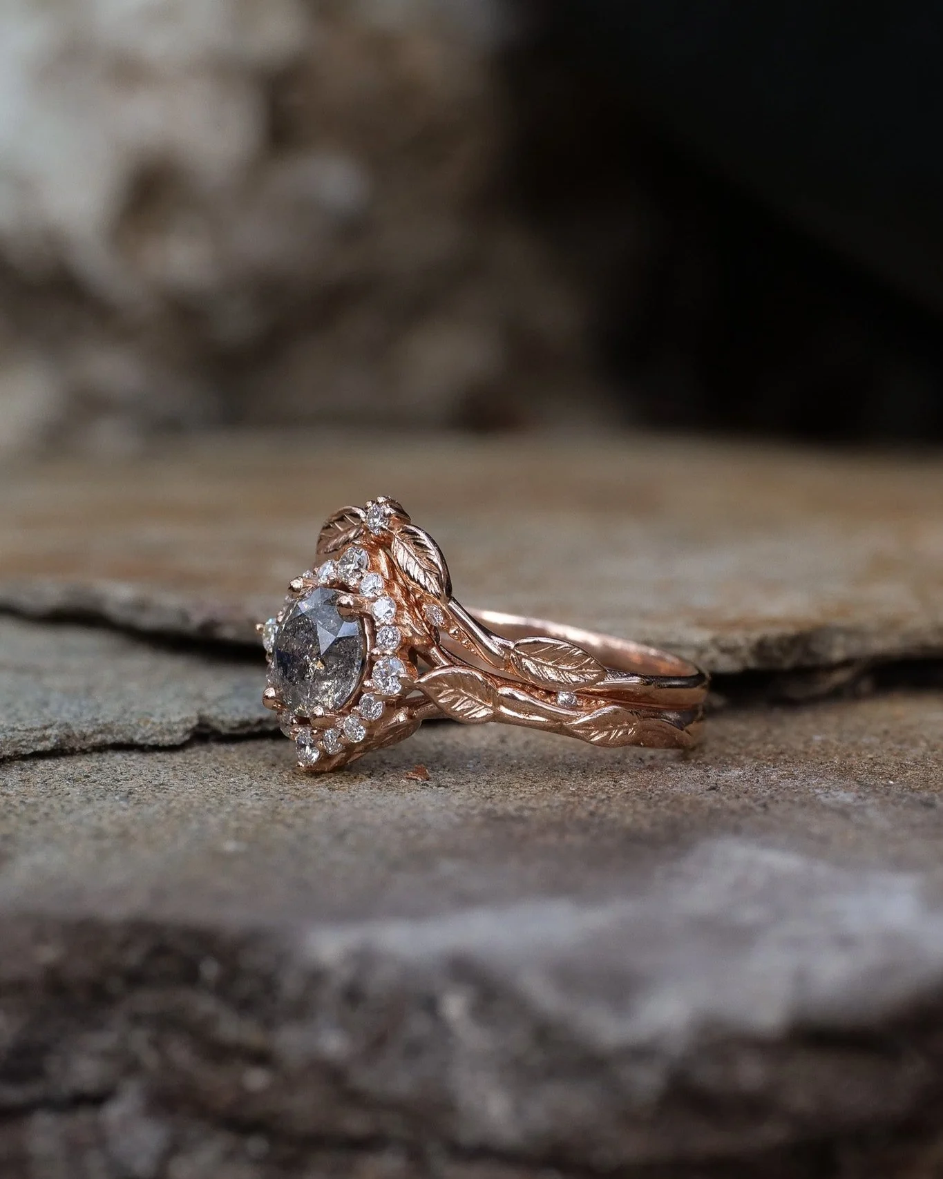 Curved vine and leaves wedding ring / matching band for Florentina - Image 7