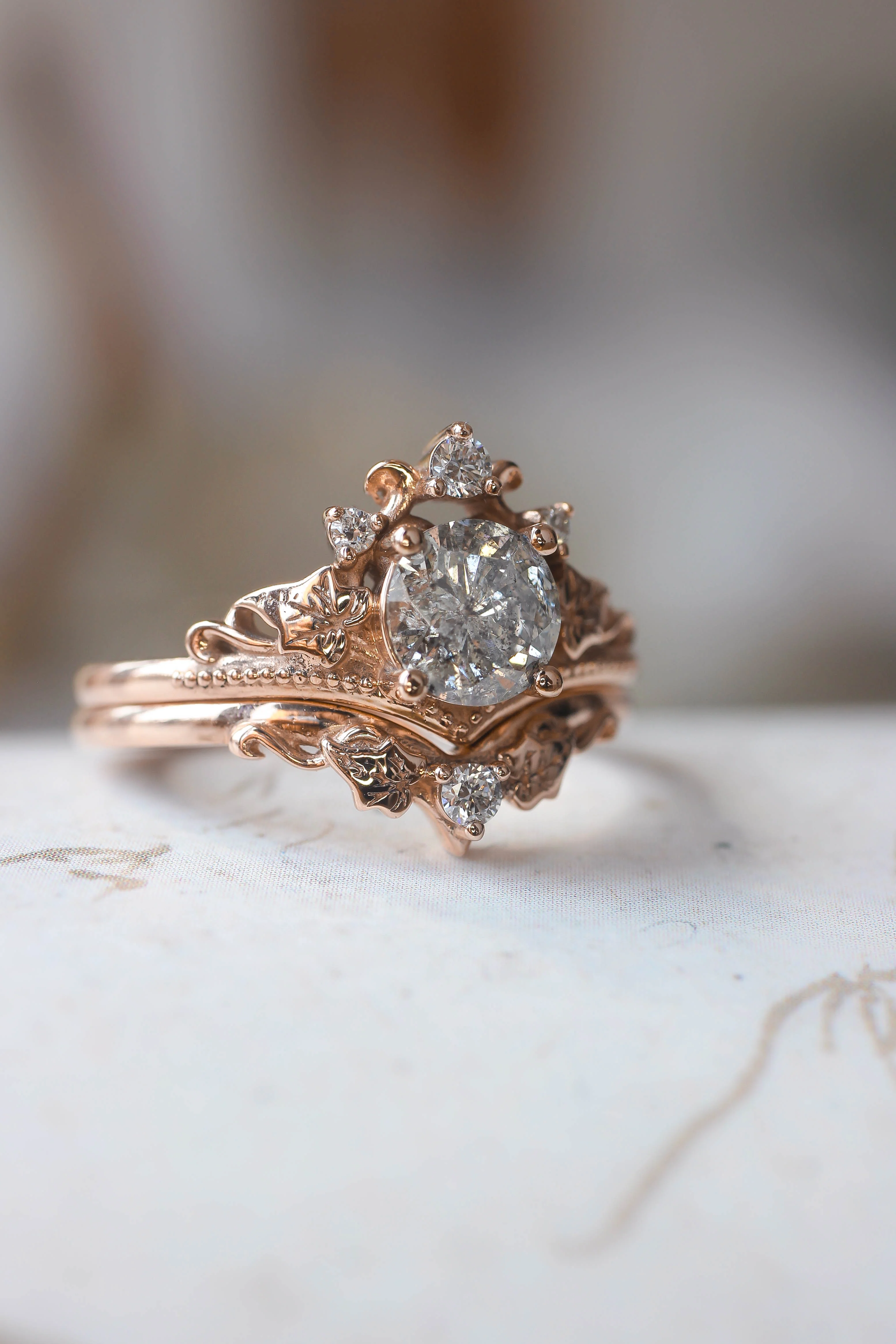 Ariadne | bridal ring set, 6 mm central gemstone - Image 10