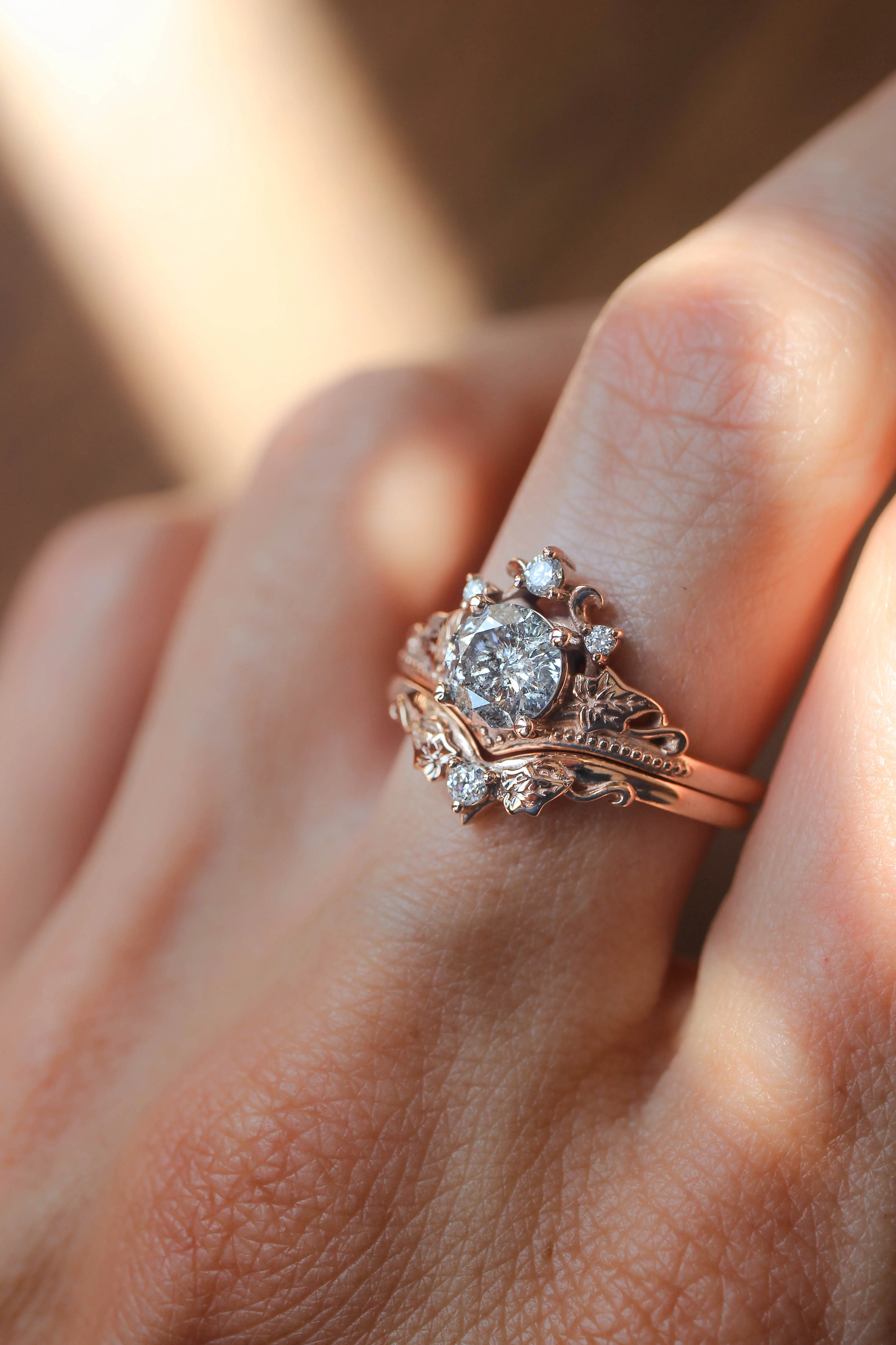 Ariadne | bridal ring set, 6 mm central gemstone - Image 7