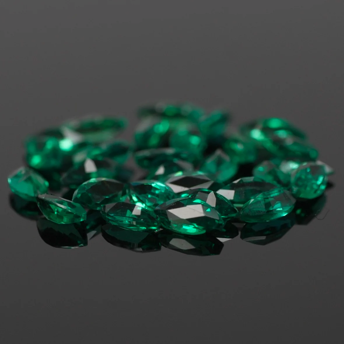 Emerald | lab-grown, green color, marquise-cut, accent stone
