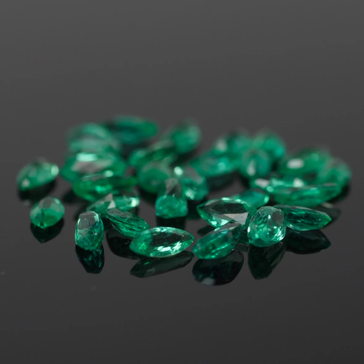 Emerald | natural, green color, marquise-cut, accent stone