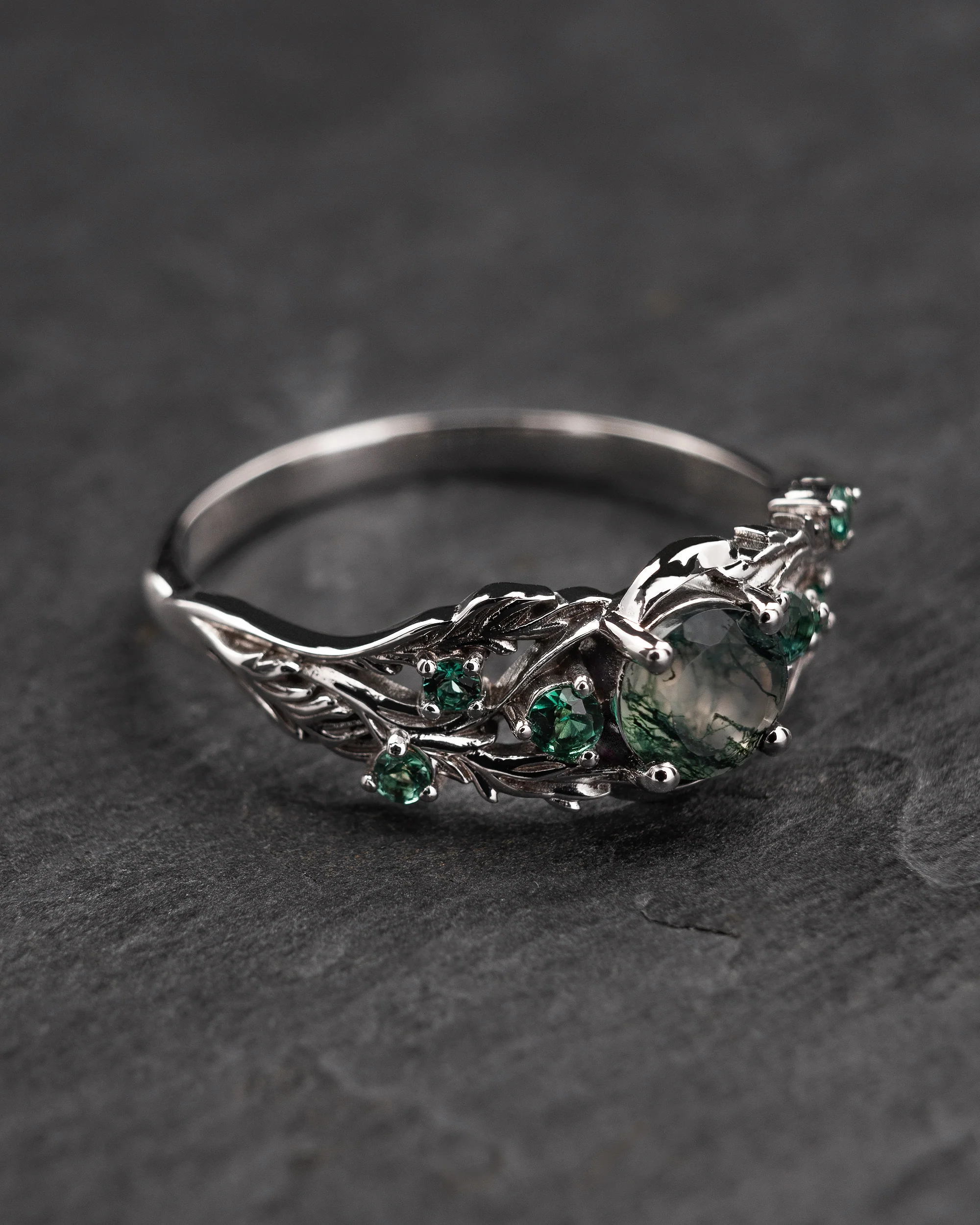 Moss agate & vivid emeralds ring / Japanese Maple - Image 4
