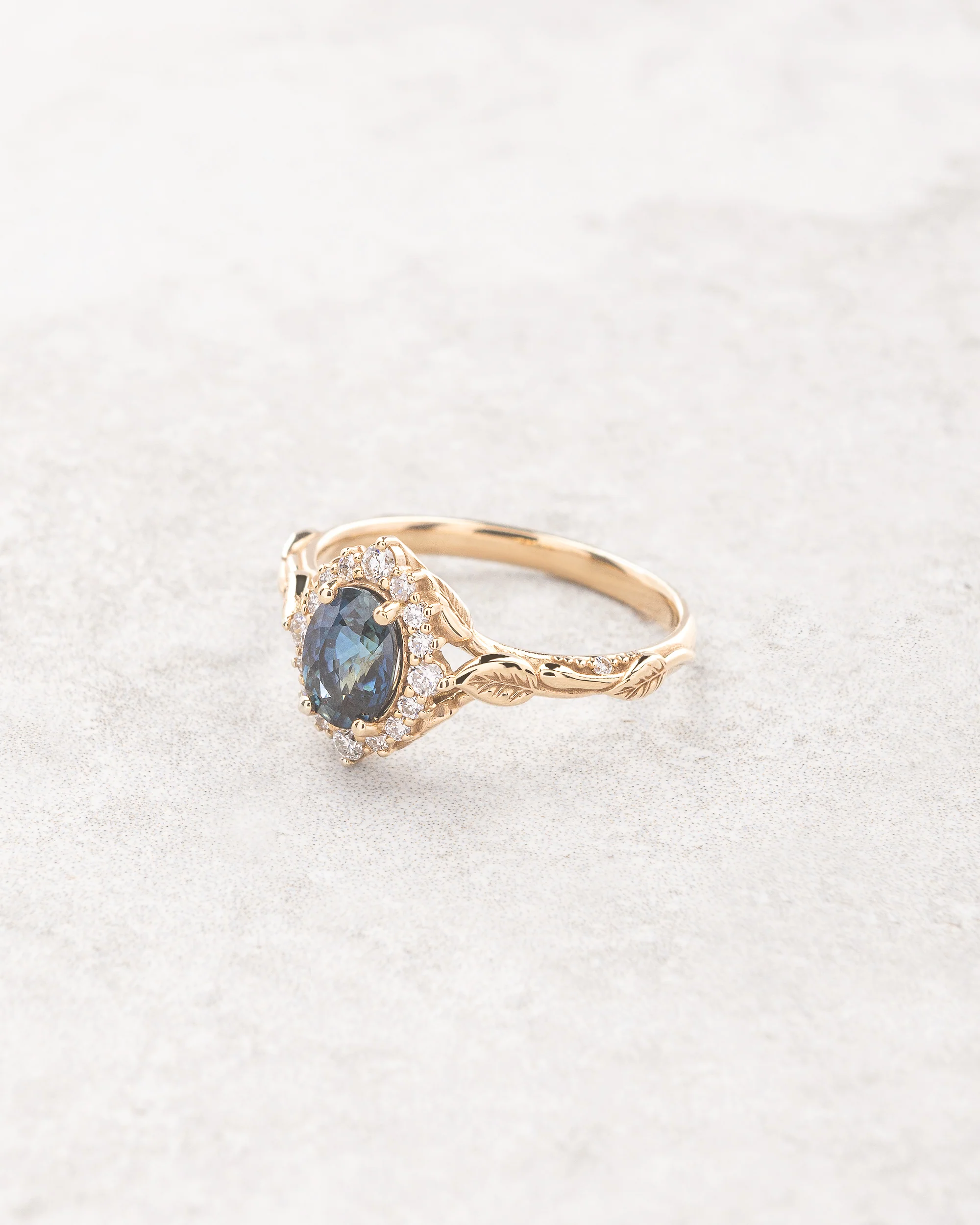 Genuine blue sapphire engagement ring, nature inspired ring with diamond halo / Florentina - Image 3