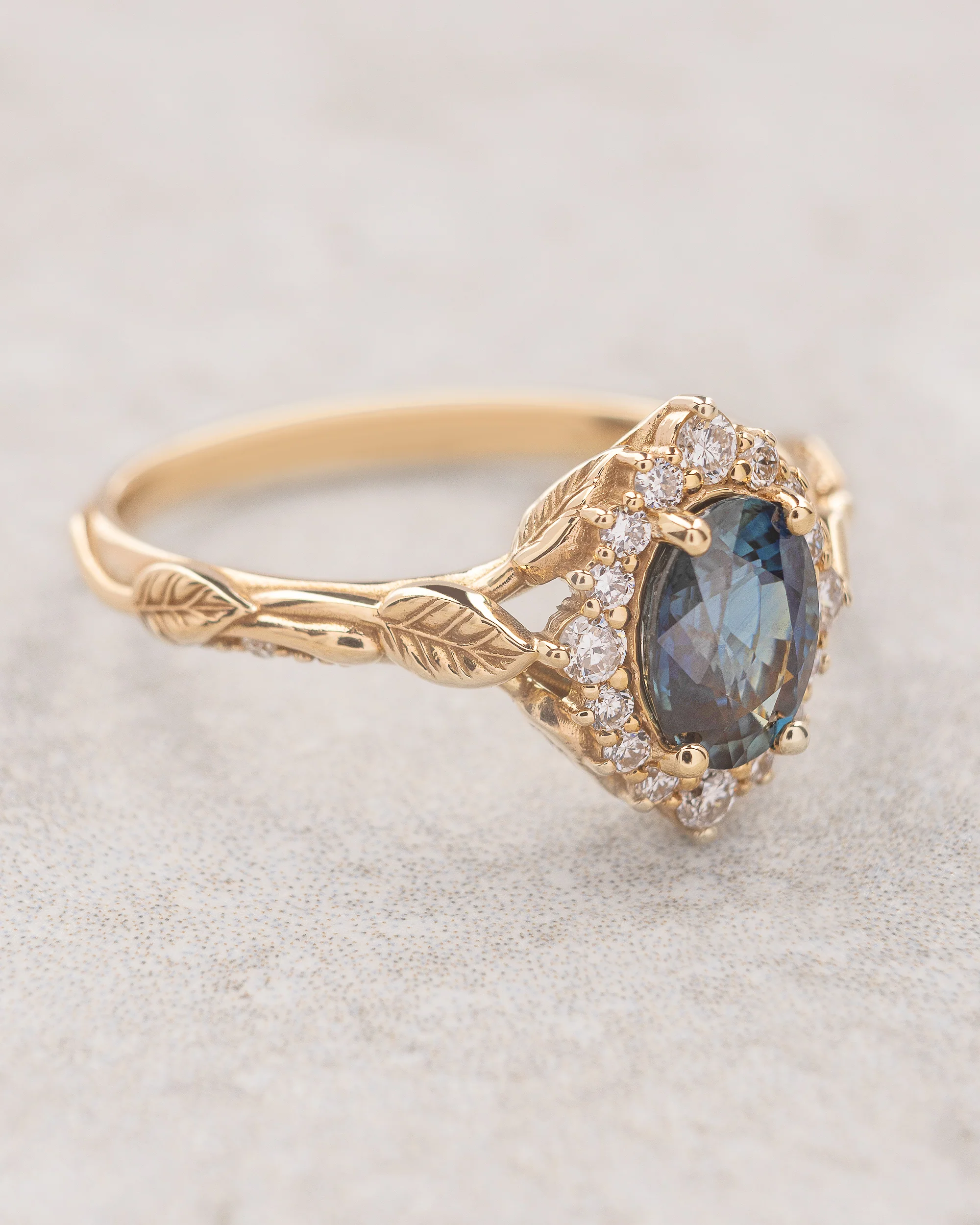 Genuine blue sapphire engagement ring, nature inspired ring with diamond halo / Florentina - Image 4