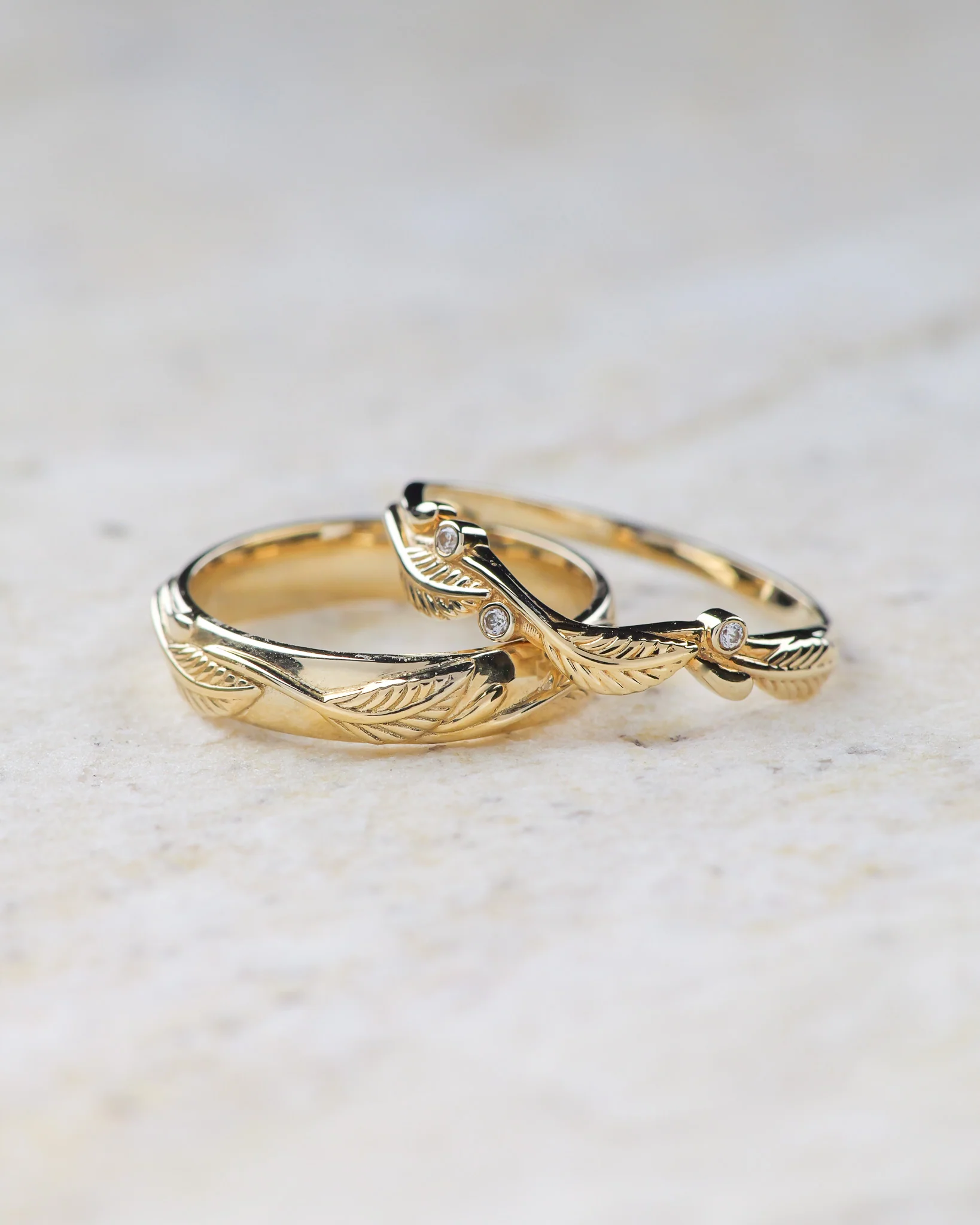 Golden leaves wedding bands set for a couple / Azalea