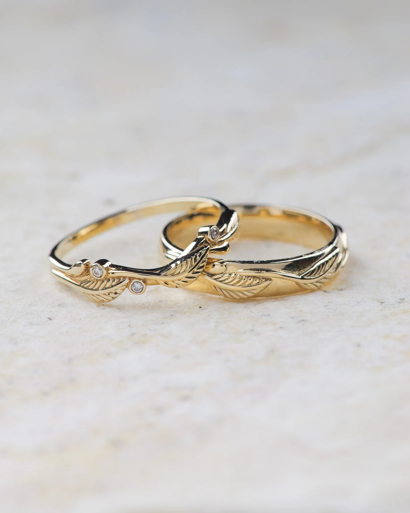 Golden leaves wedding bands set for a couple / Azalea - Image 2