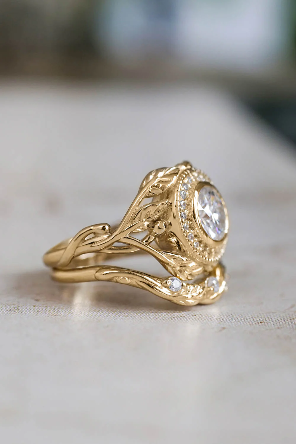 Lab grown diamond and halo bridal ring set, engagement ring with diamond 6 mm / Tilia - Image 7