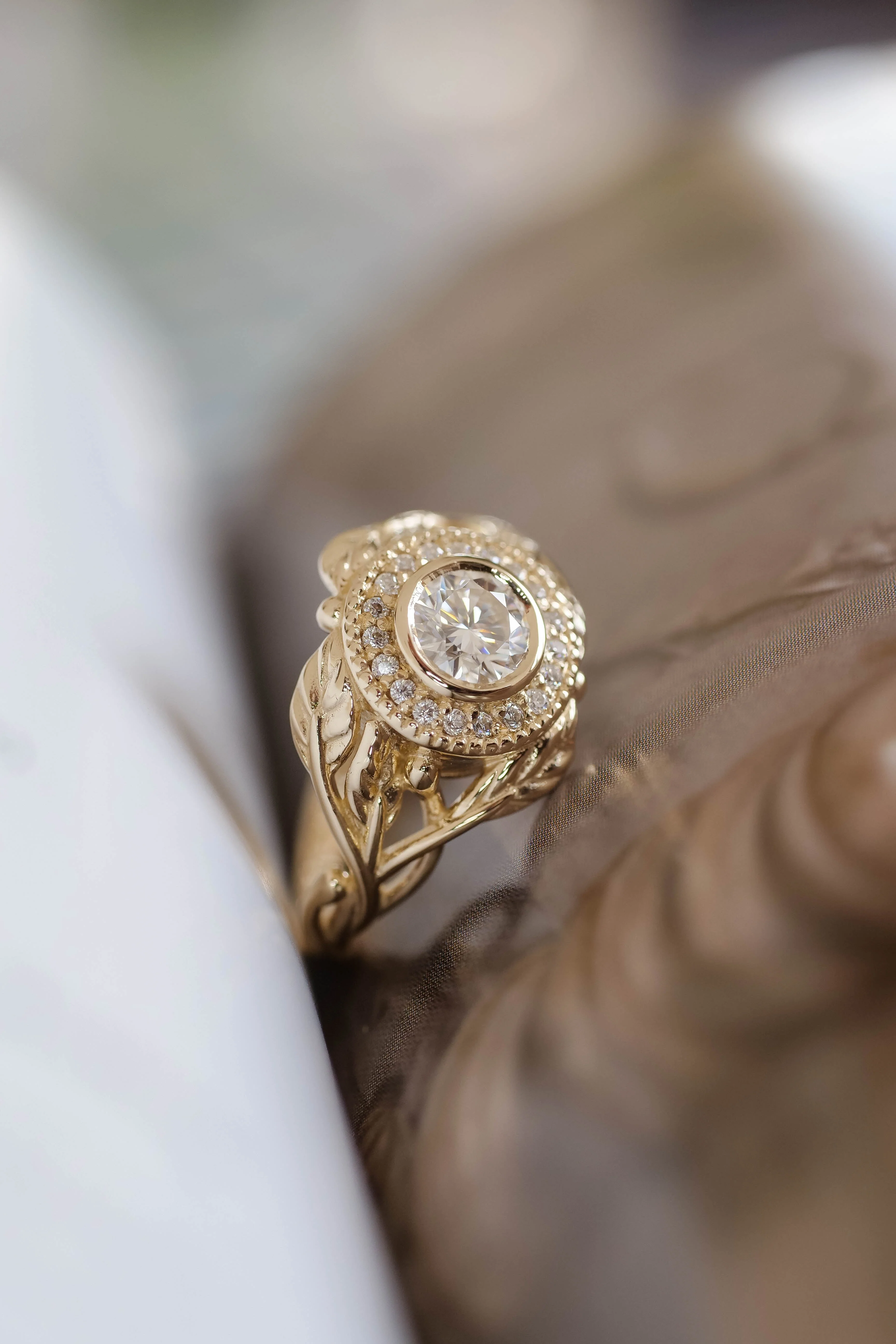 Leaf & halo engagement ring with lab grown diamond, 5mm / Tilia halo - Image 5