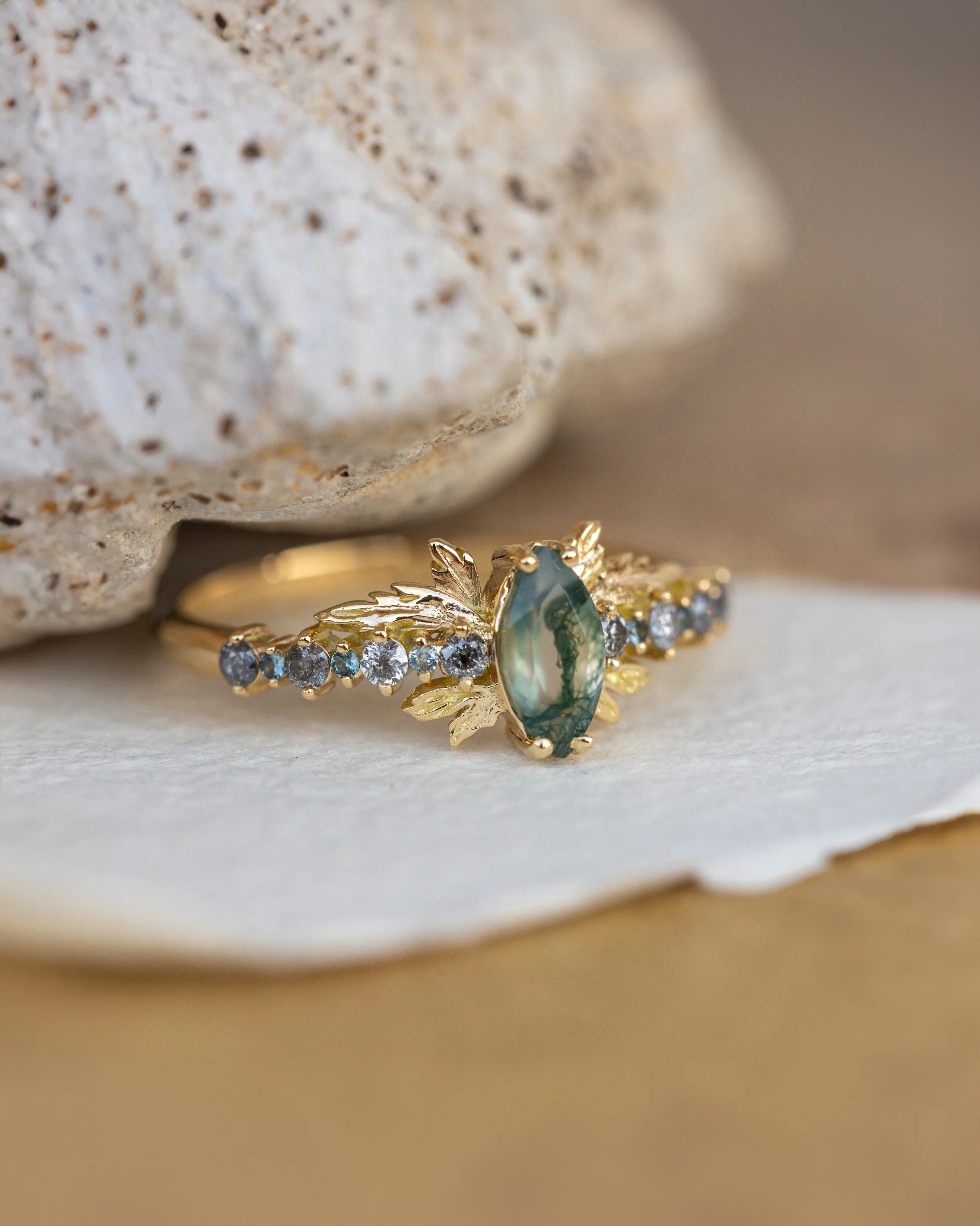 Moss agate and accents sapphires and diamonds engagement ring, nature inspired gold leaf ring / Verbena