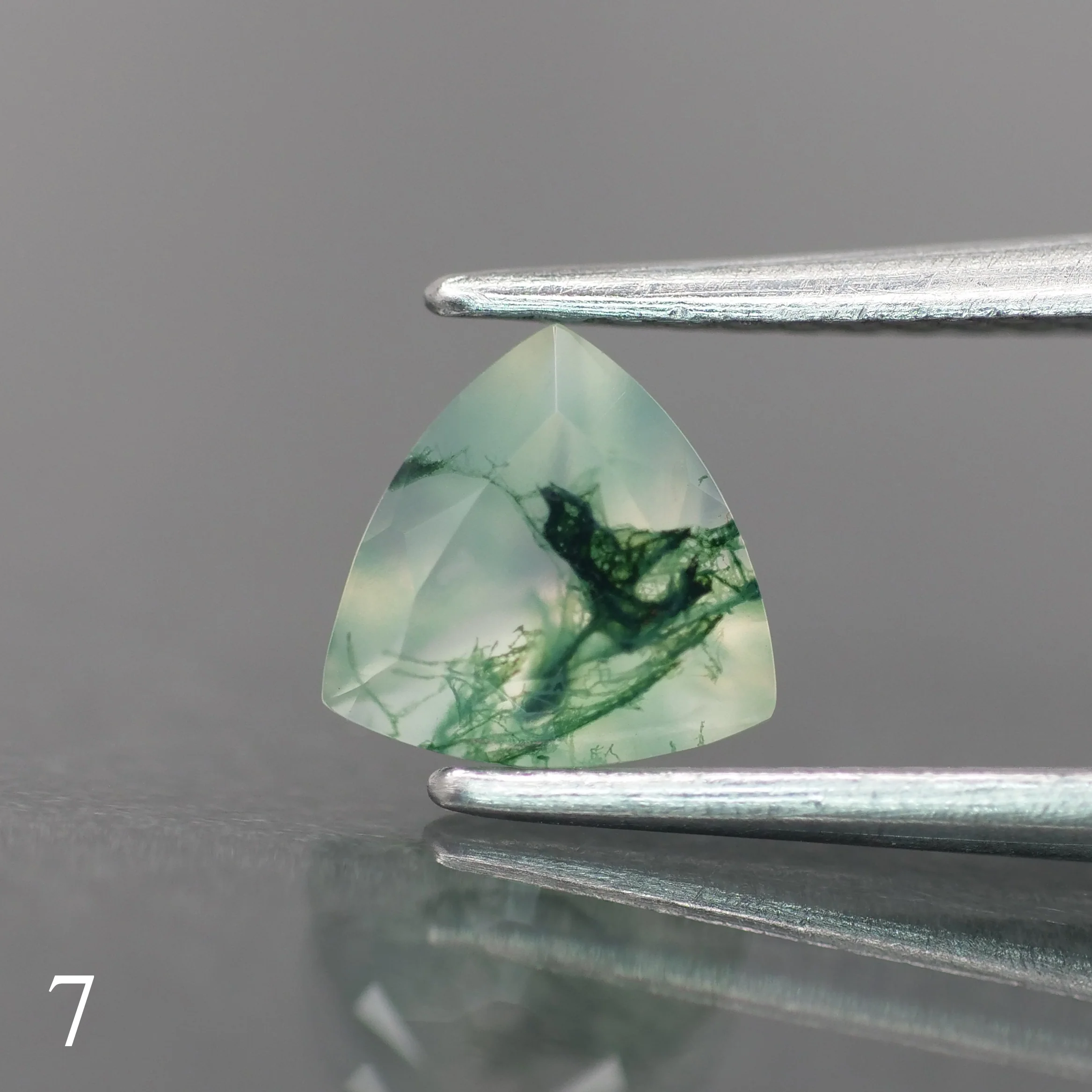 Moss agate | light green color, trillion-cut, 6mm, 0.5ct - choose yours - Image 8