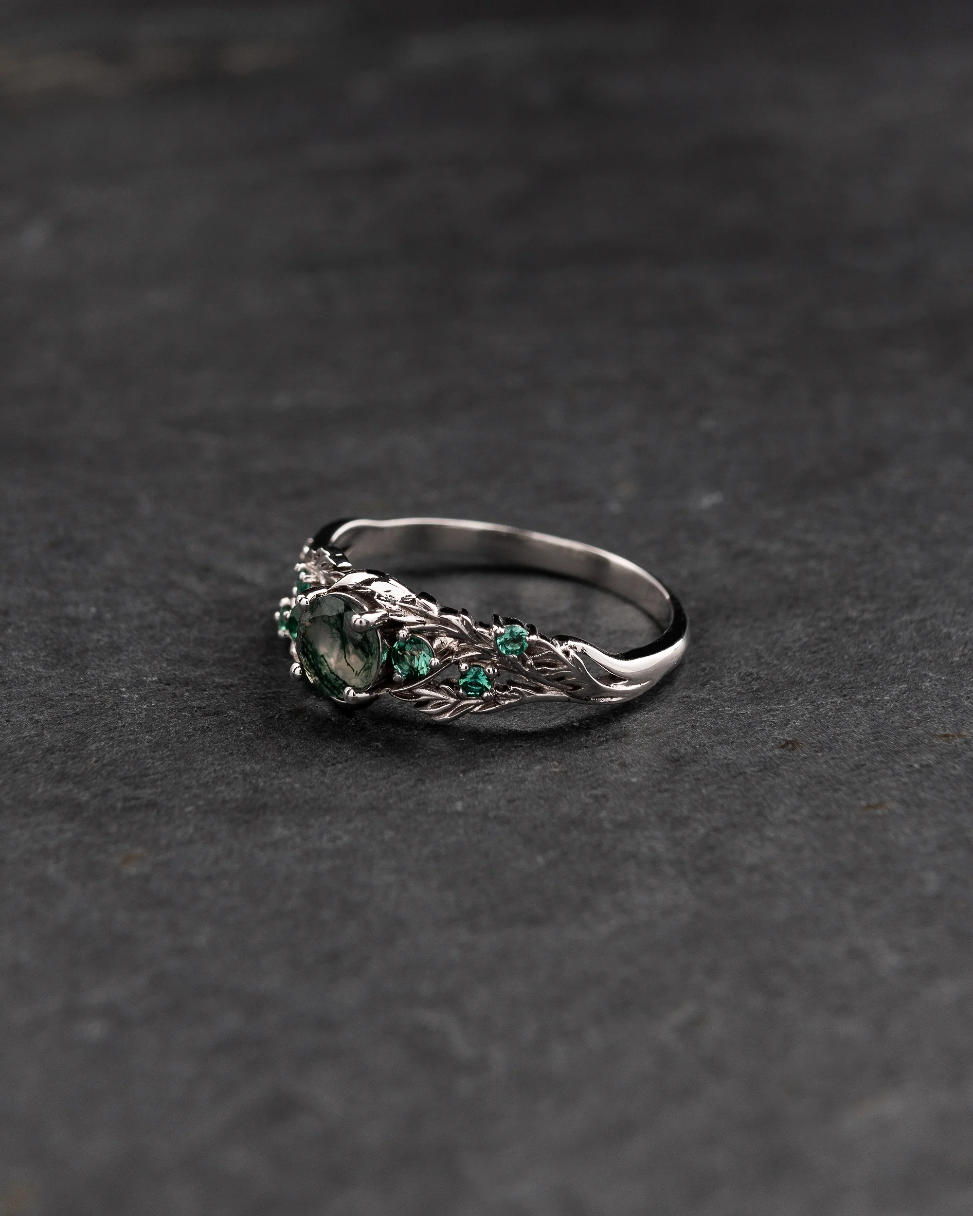Moss agate & vivid emeralds ring / Japanese Maple - Image 3