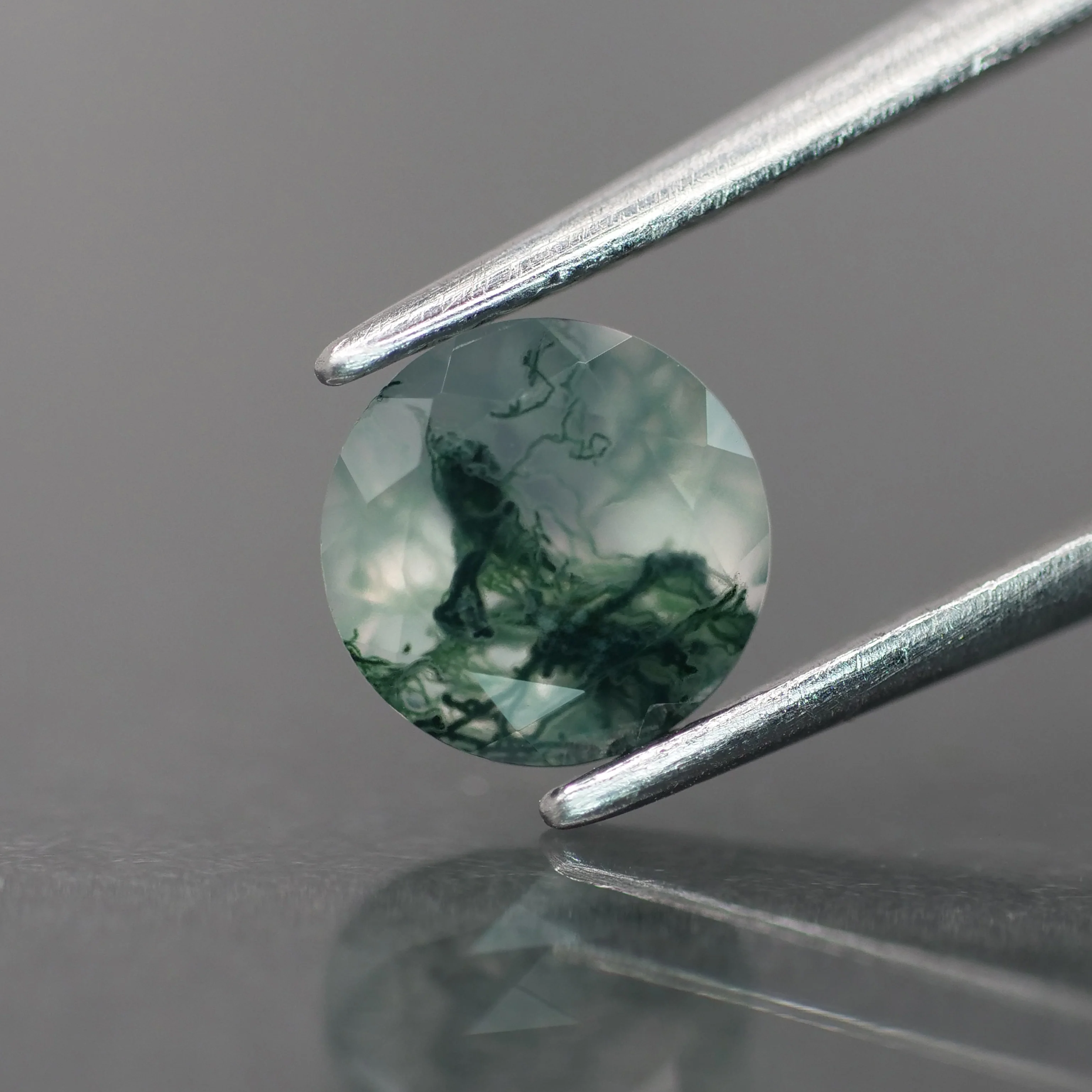 Moss agate | green color, round-cut, 6mm, 0.7ct - choose yours