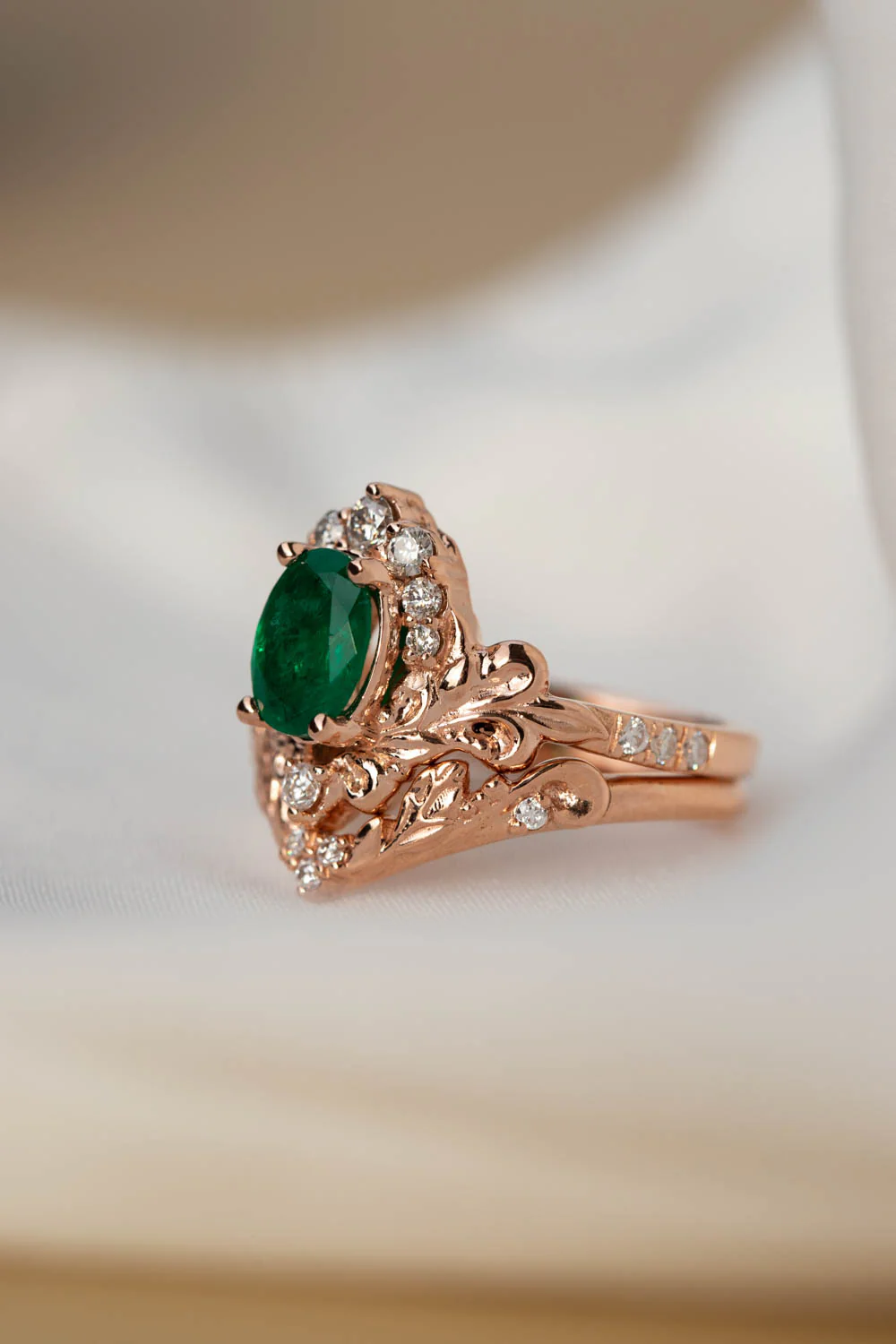 Natural emerald and diamonds bridal ring set, baroque inspired rose gold engagement ring set / Sophie - Image 8