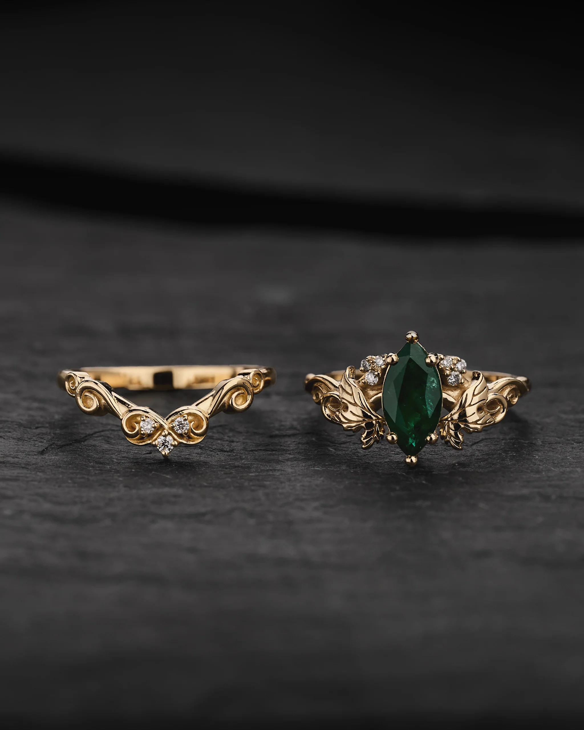 Natural Emerald Bridal Set with Matching Wedding Band / Vineyard - Image 2