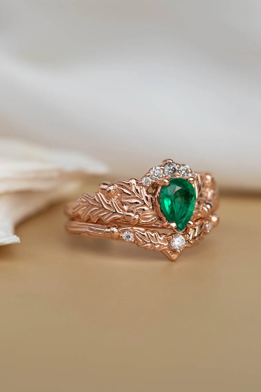 Natural emerald oak leaves bridal ring set, nature inspired engagement and wedding rings / Royal Oak - Image 4