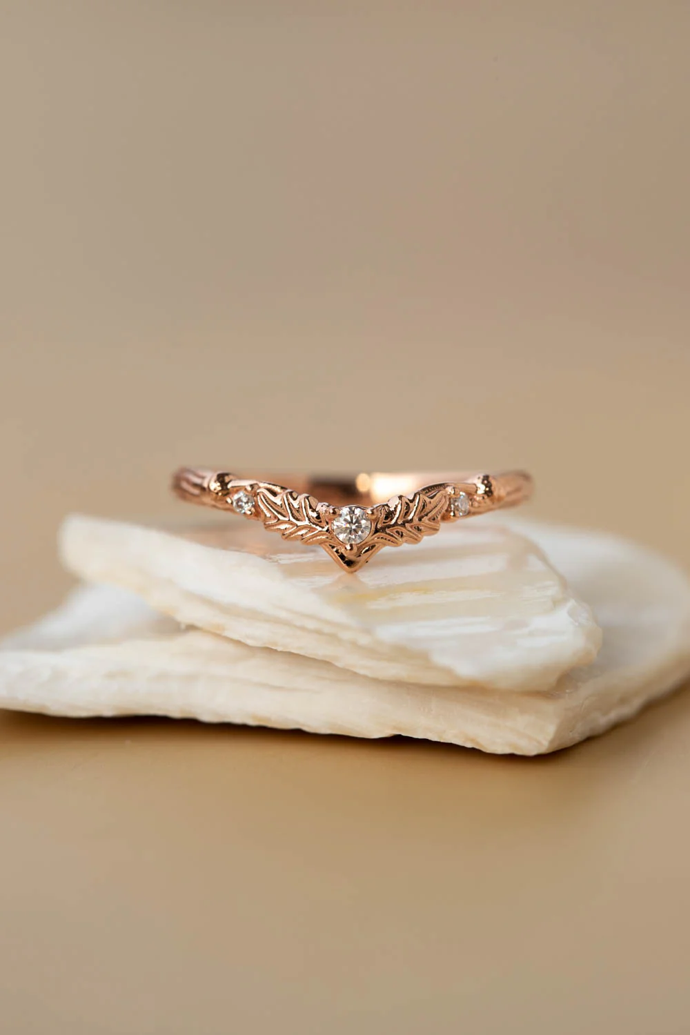 Natural emerald oak leaves bridal ring set, nature inspired engagement and wedding rings / Royal Oak - Image 6