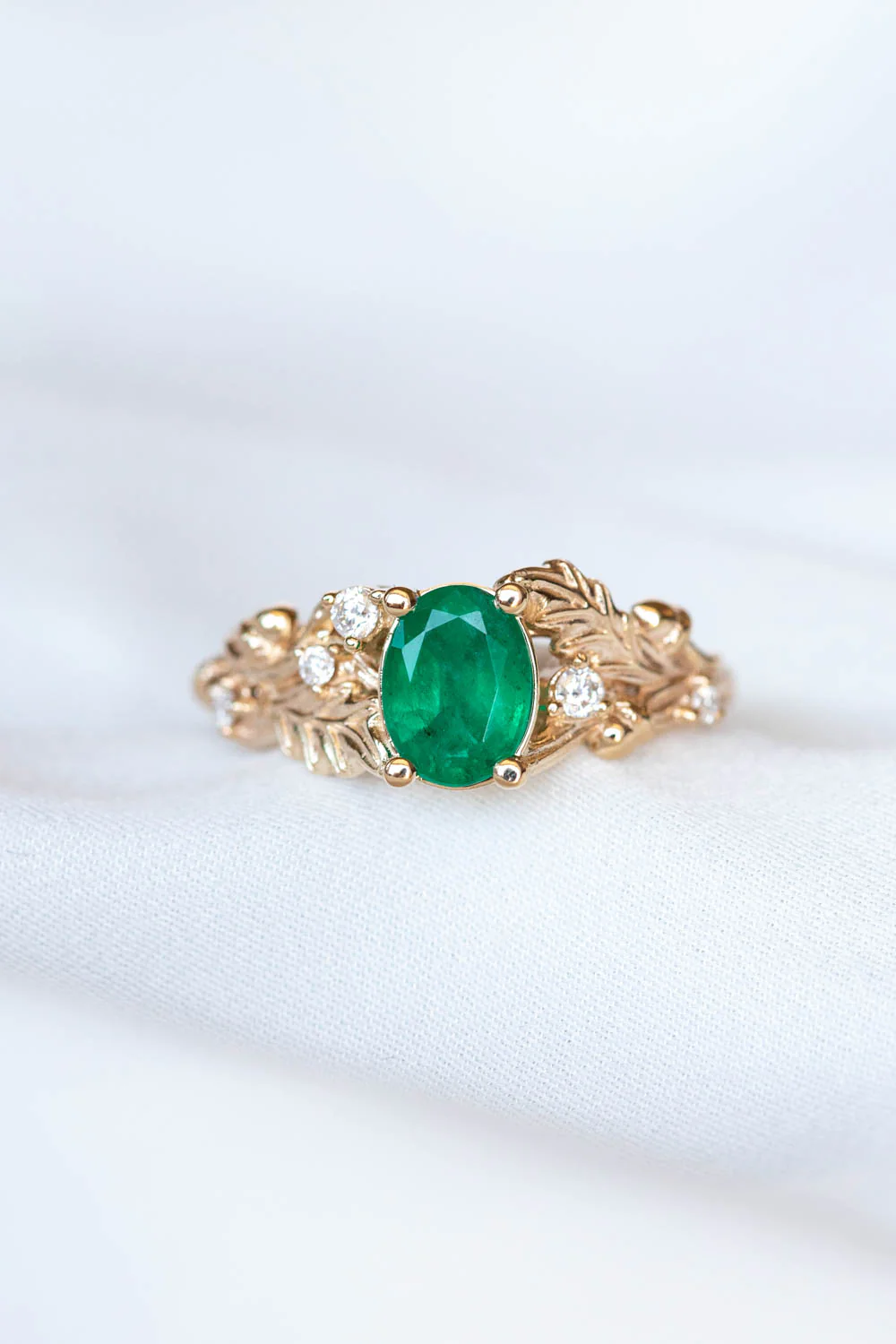 Natural emerald oak leaves engagement ring, gold ring with diamonds and acorns / Silviya - Image 8