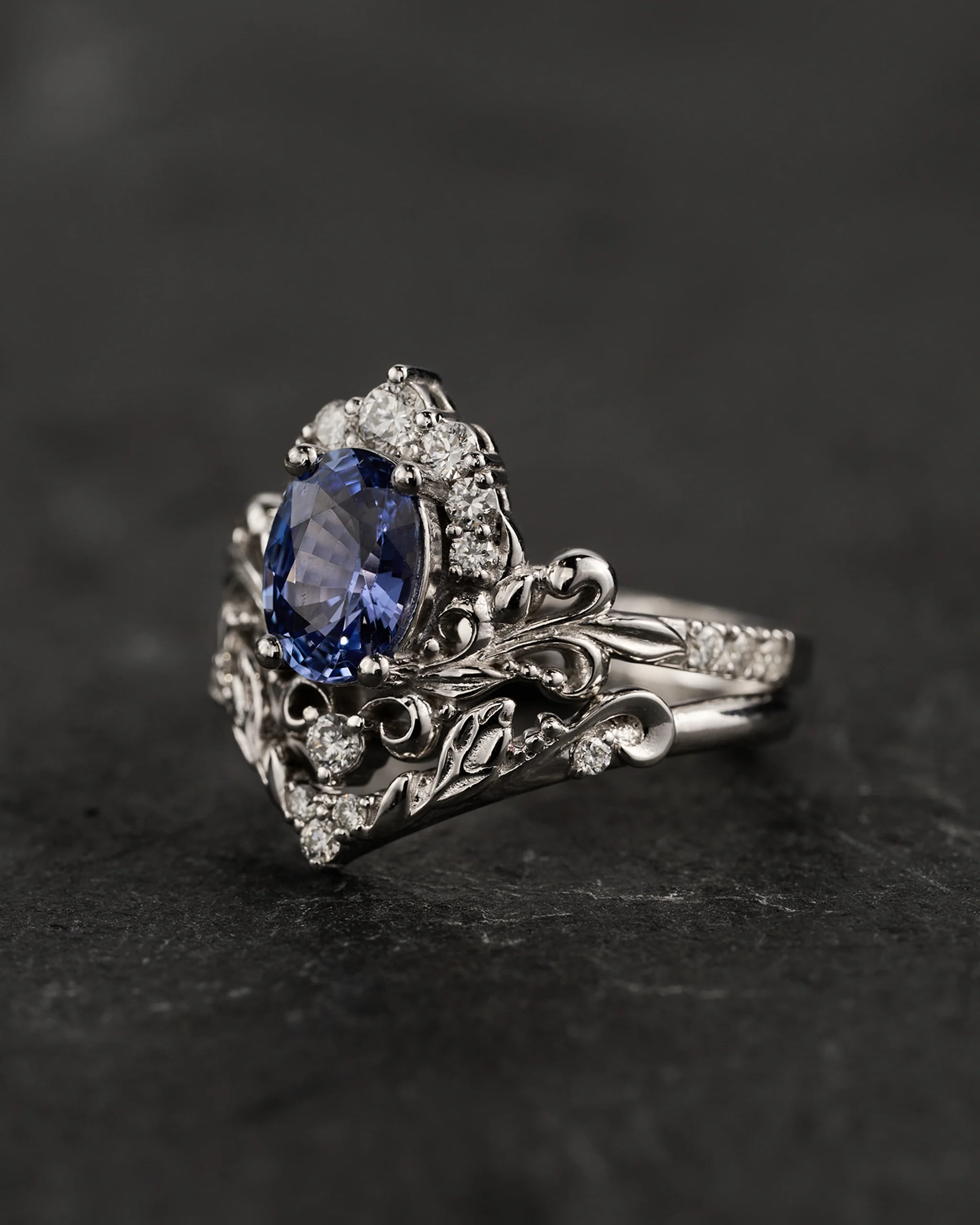 Natural blue sapphire bridal set, baroque inspired gold engagement ring set with diamonds / Sophie - Image 3