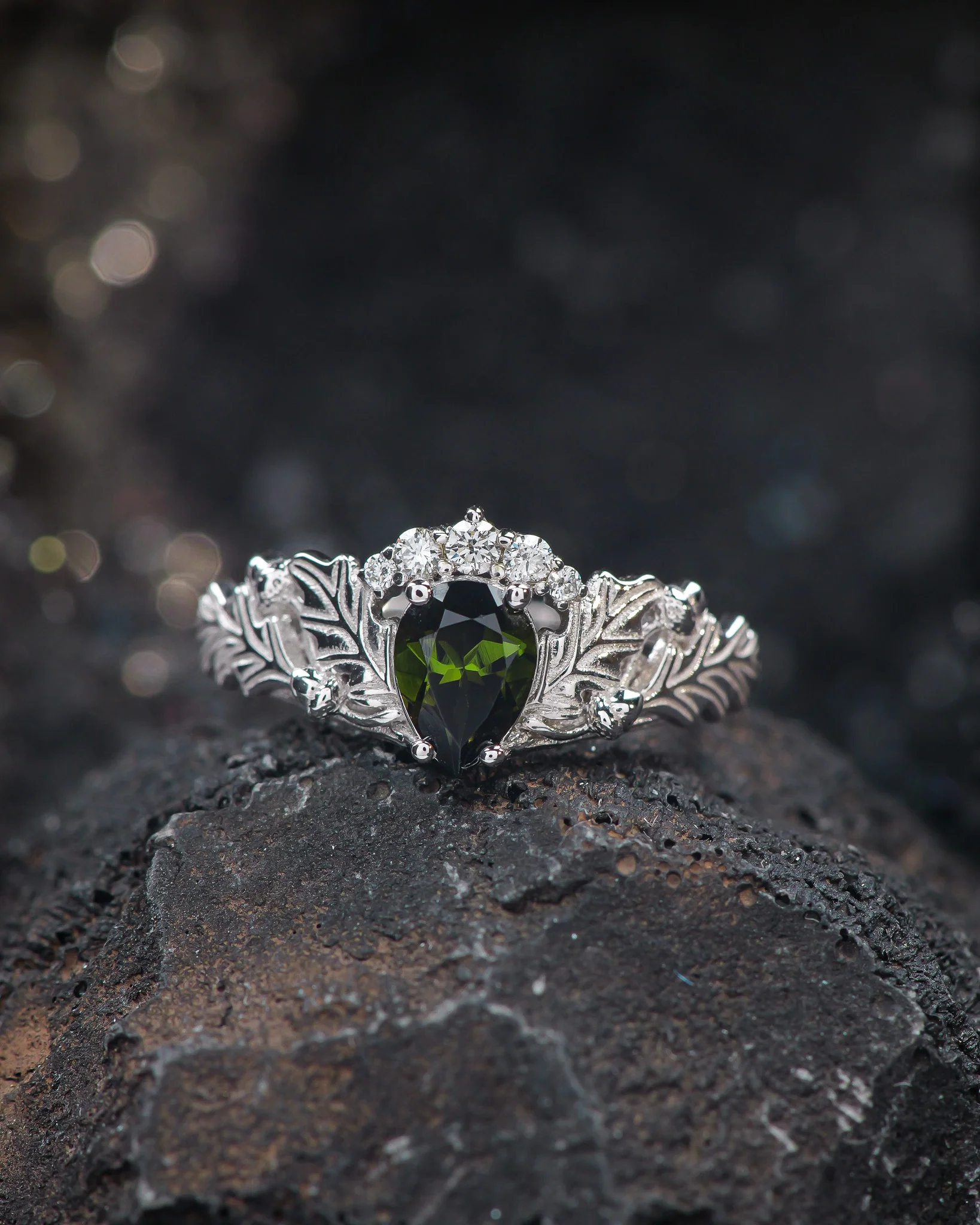 Natural tourmaline oak leaves bridal ring set, nature inspired engagement and wedding rings / Royal Oak - Image 4