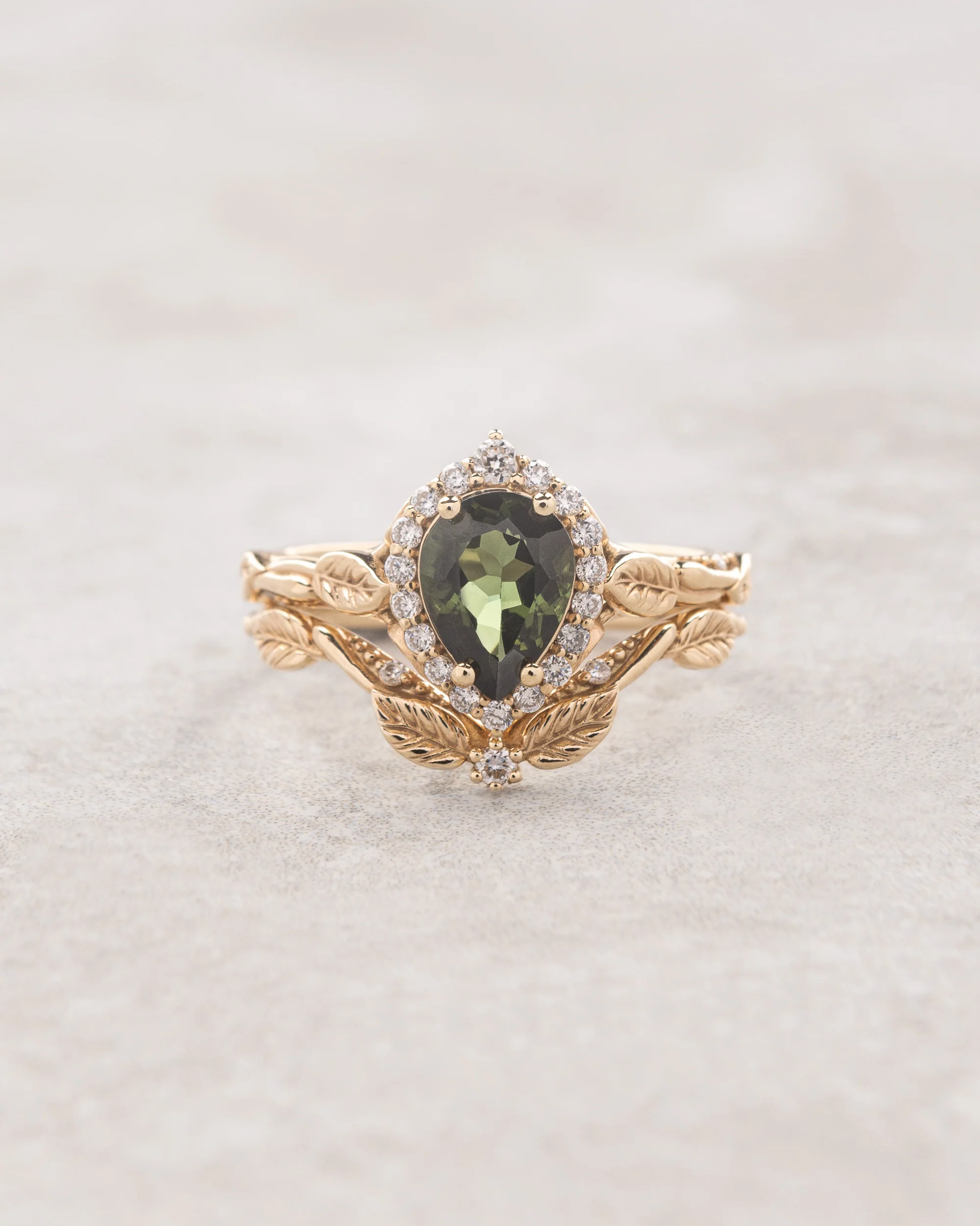 Nature inspired bridal ring set with green tourmaline and diamonds / Florentina