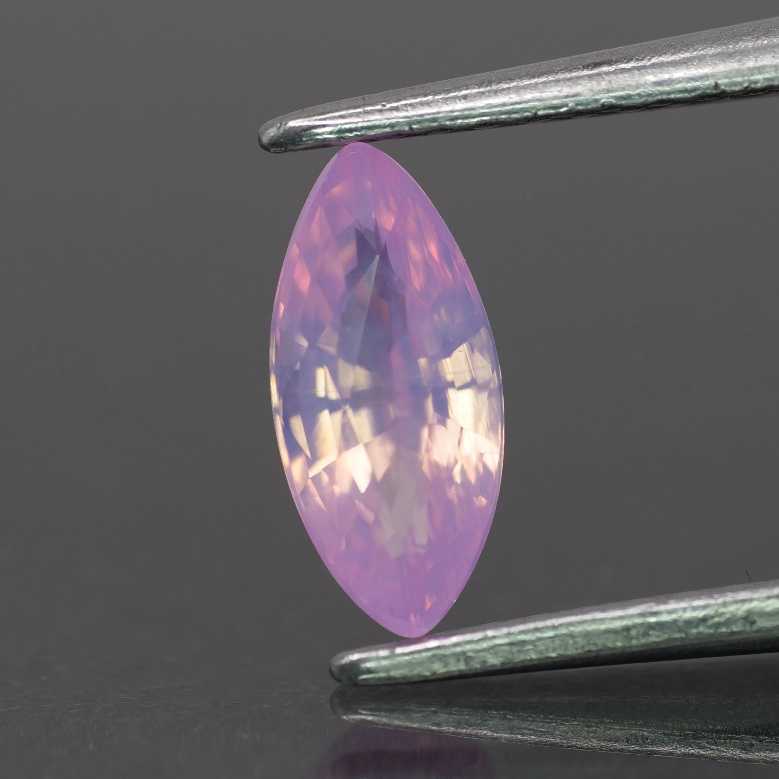 Opalescent sapphire | natural, pink color, marquise-cut, *8x4mm, 0.7ct