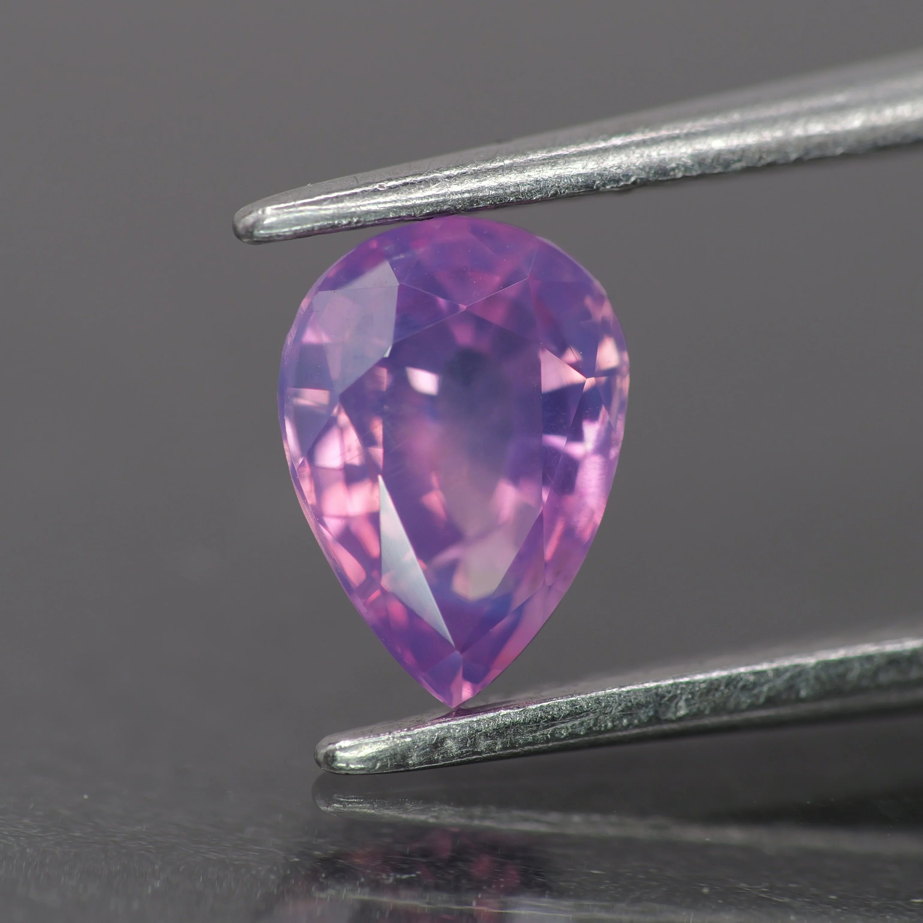 Opalescent sapphire | natural, pink color, pear-cut, *7x5mm, 1ct