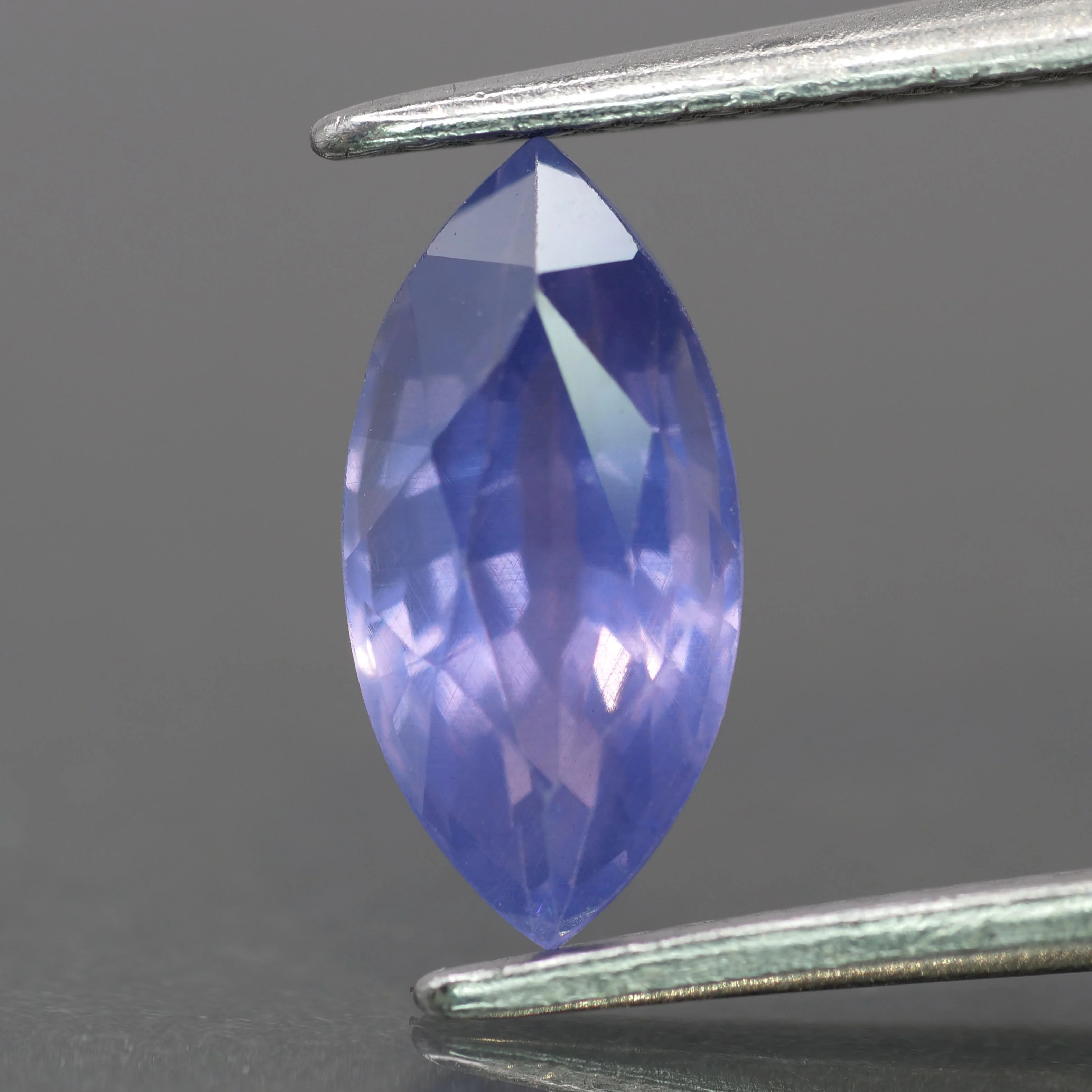 Opalescent sapphire | natural, purple color, marquise-cut, *10x5mm, 1.4ct