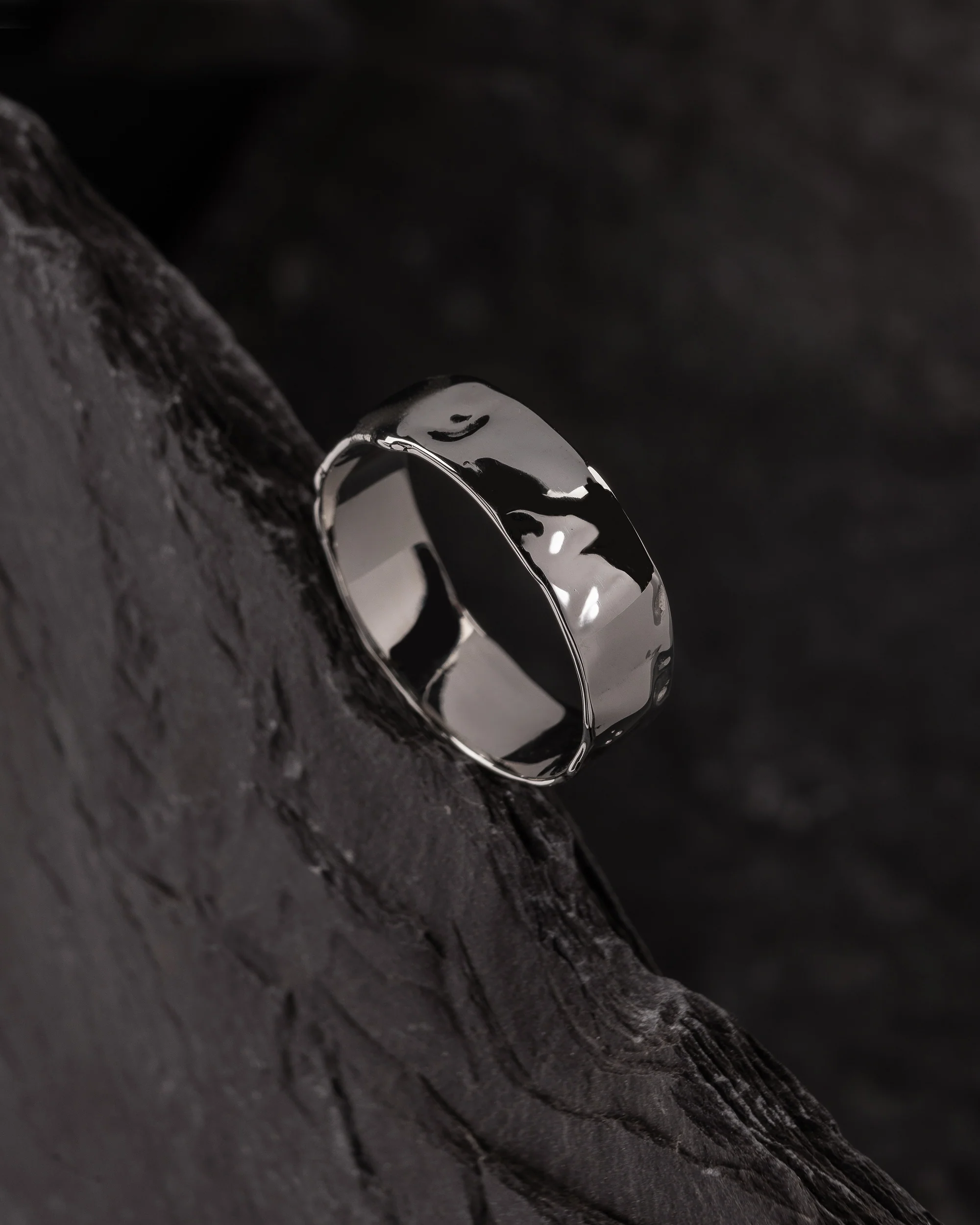 Wide wedding band for man, melted effect ring - Image 6