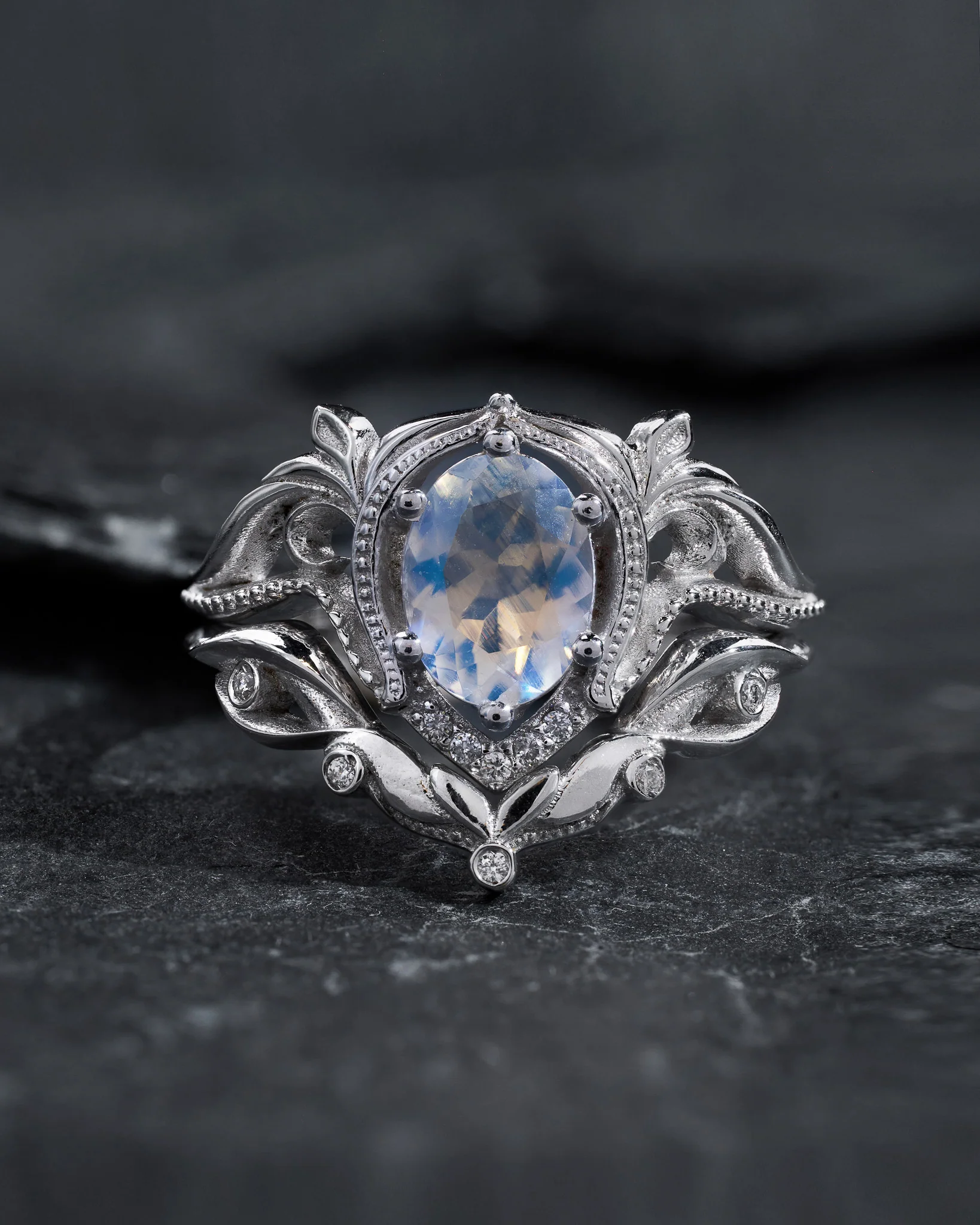 Oval moonstone art nouveau engagement ring / Lida - Image 4