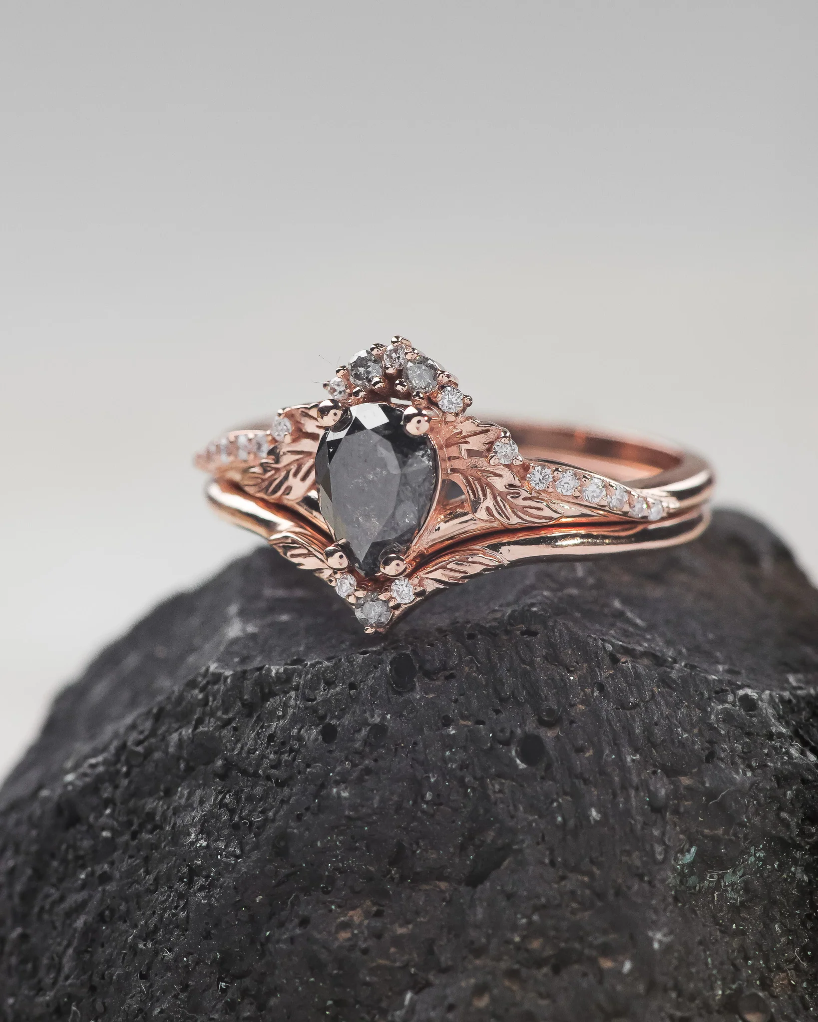 READY TO SHIP Amelia in 14K rose gold, bridal ring set with natural salt & pepper diamonds, AVAILABLE RING SIZES: 5.5 - 8.5 US - Image 3