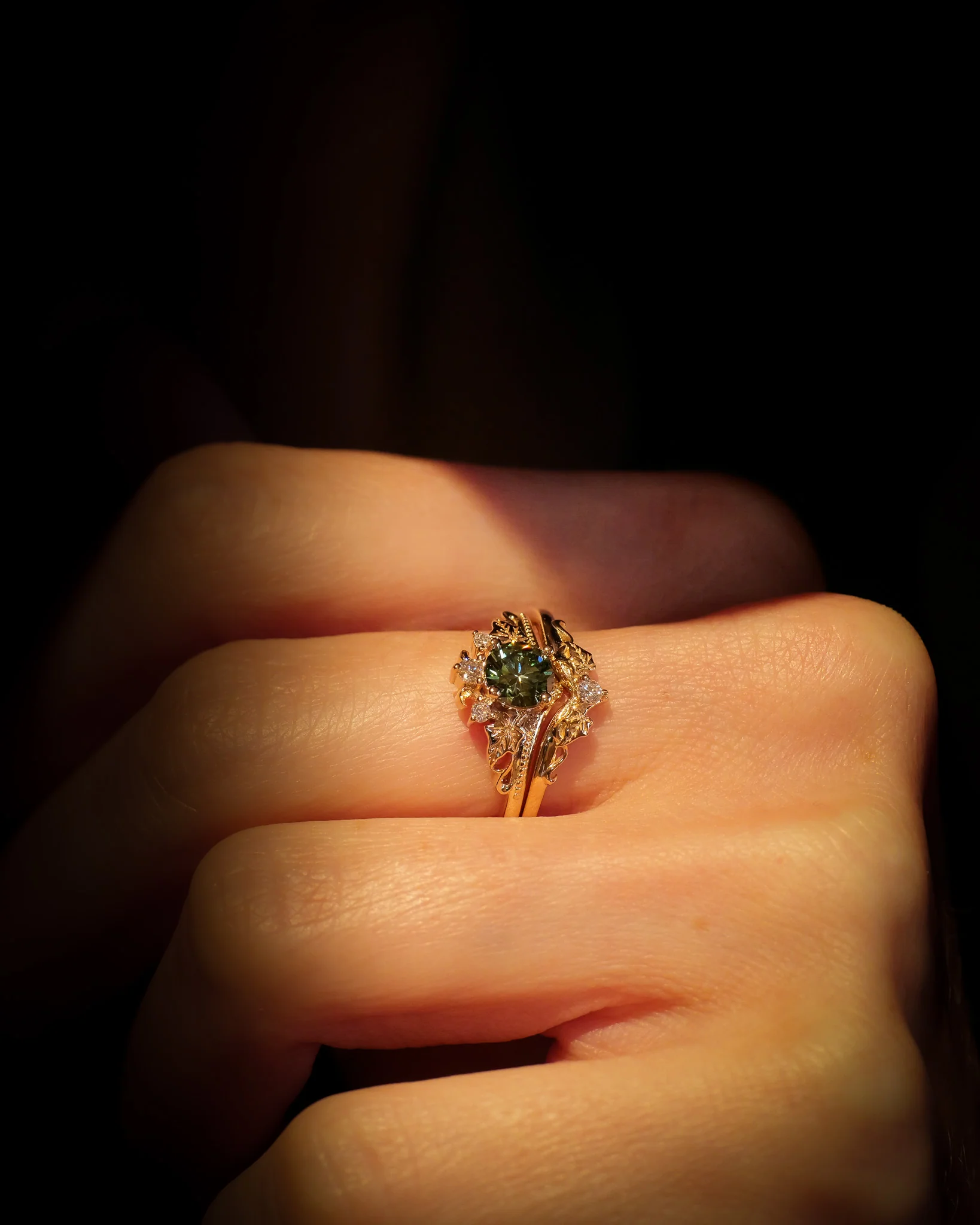 Ivy Leaves Bridal Set with Green (Lab-grown) Diamond / Ariadne - Image 2