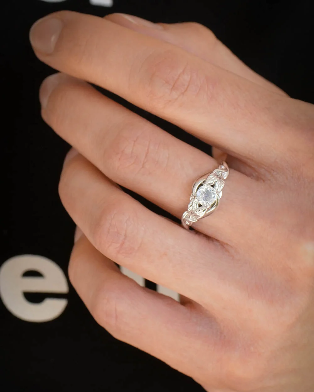 Woman Engagement Ring with Moonstone in White Gold / Azalea - Image 2