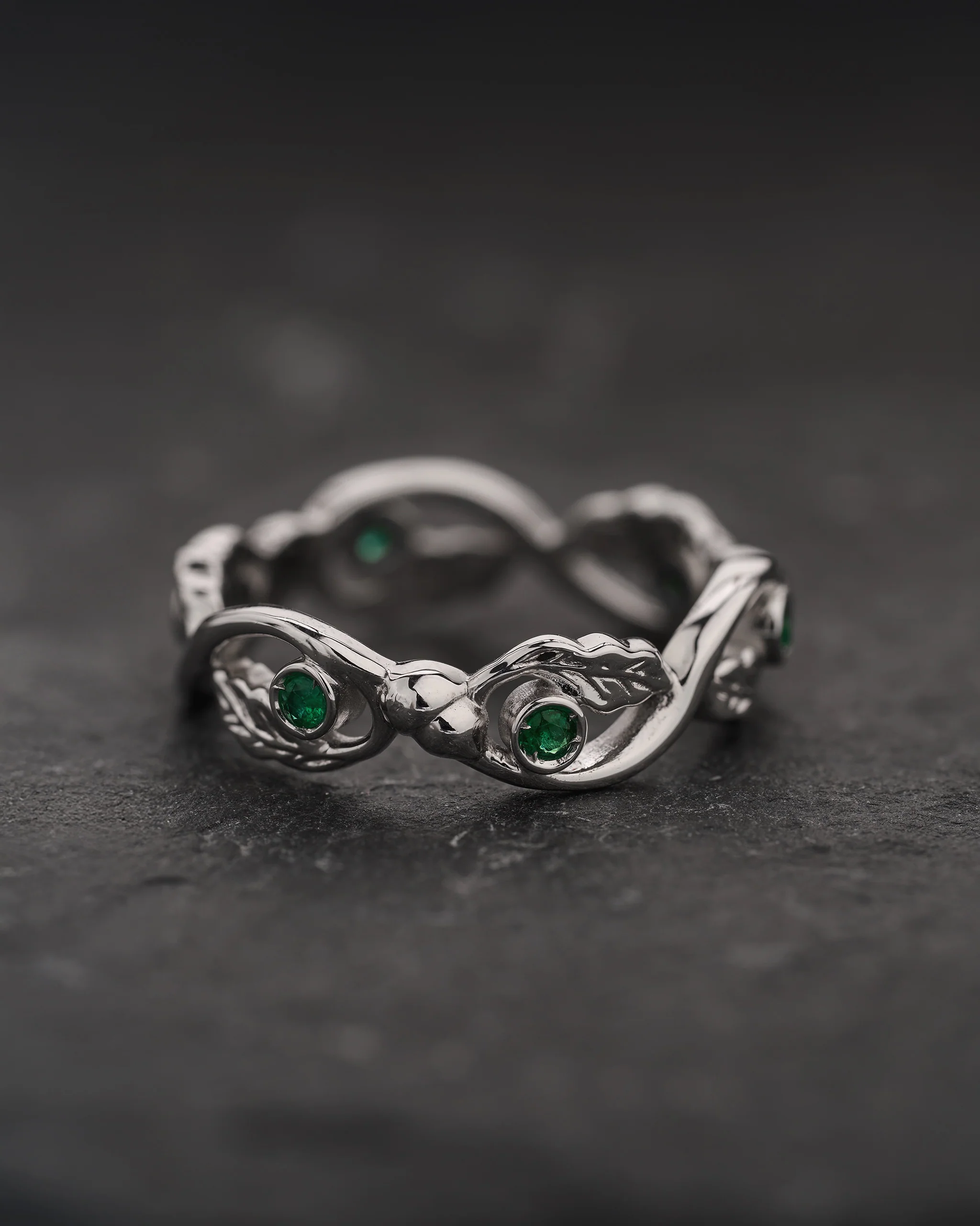 READY TO SHIP Emerald oak leaves unisex wedding band, 14K white gold, AVAILABLE RING SIZE: 9 US - Image 2