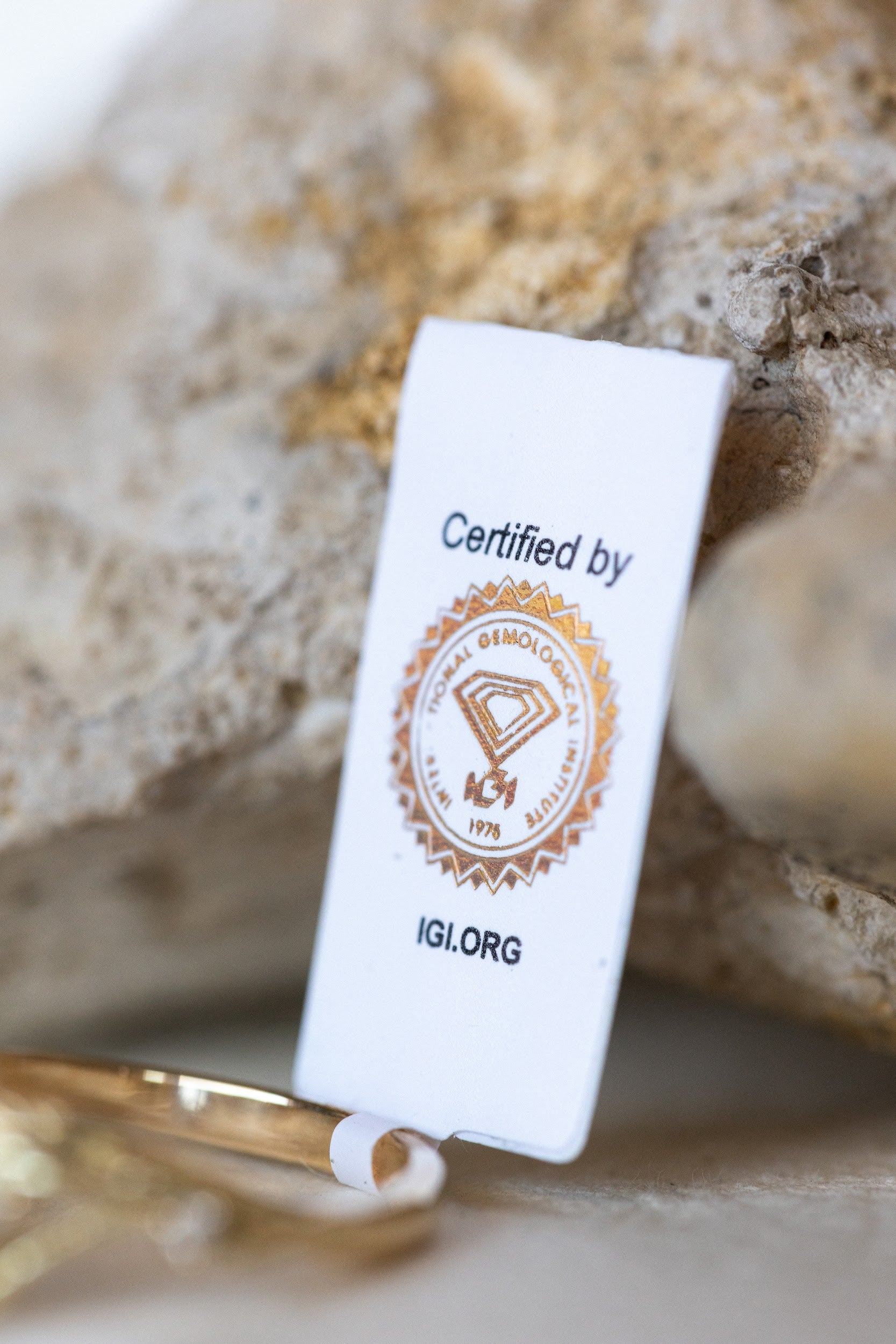 READY TO SHIP Patricia IGI laboratory certified ring in 14K yellow gold with natural sapphire oval cut 8.6x6.6 mm and accent natural diamonds, AVAILABLE RING SIZES: 5.5 - 8.5 US - Image 2