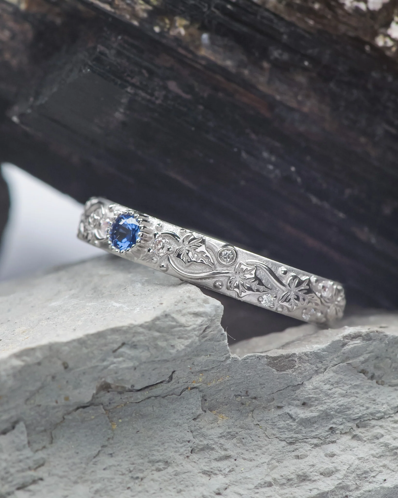 Ivy wedding band with a blue sapphire and diamonds, ivy leaf ring with diamonds, comfort fit ring - Image 5