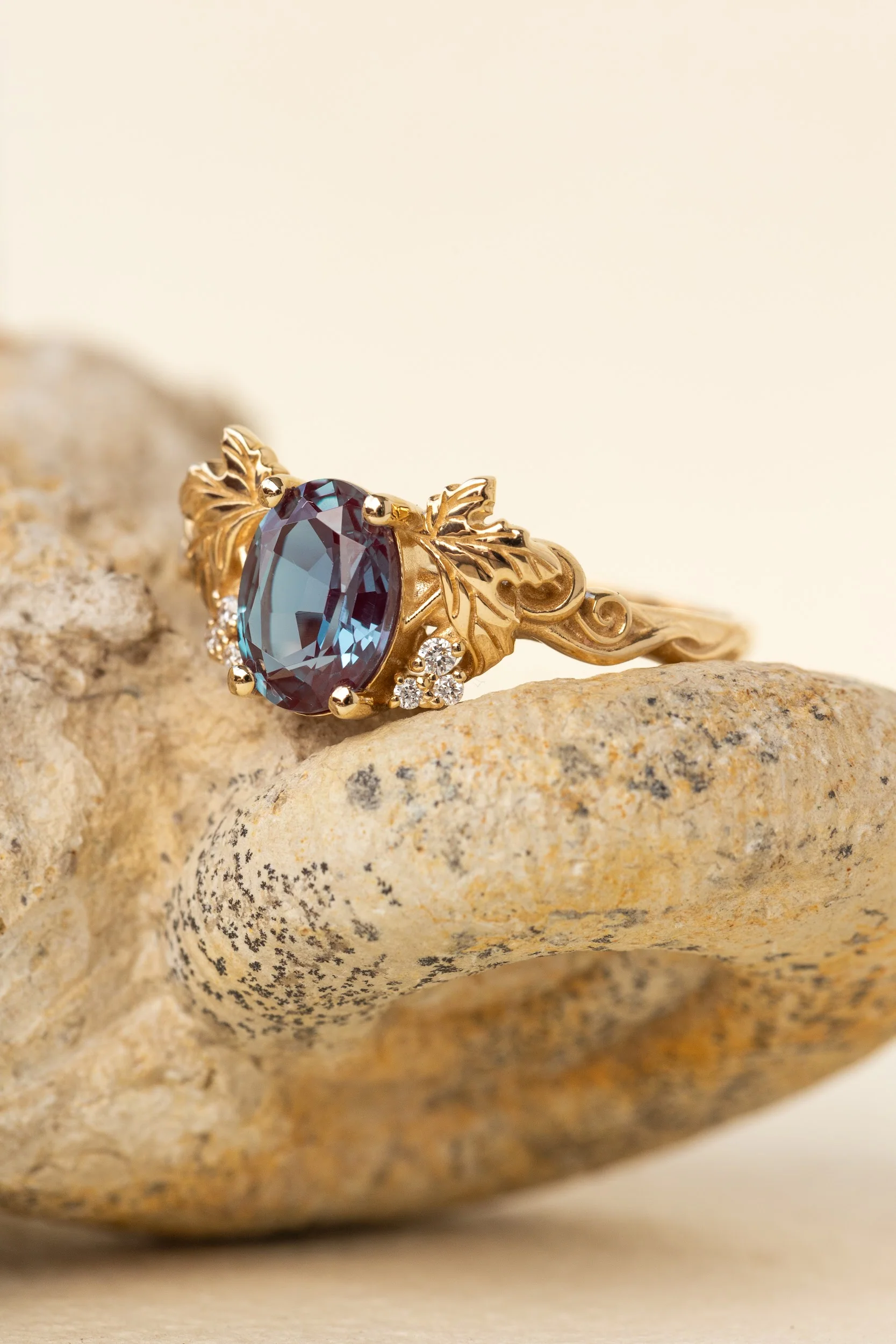 READY TO SHIP Vineyard in 14K yellow gold, oval cut lab alexandrite 8x6 mm, lab grown diamonds, AVAILABLE RING SIZES: 5.5 - 8.5 US - Image 4